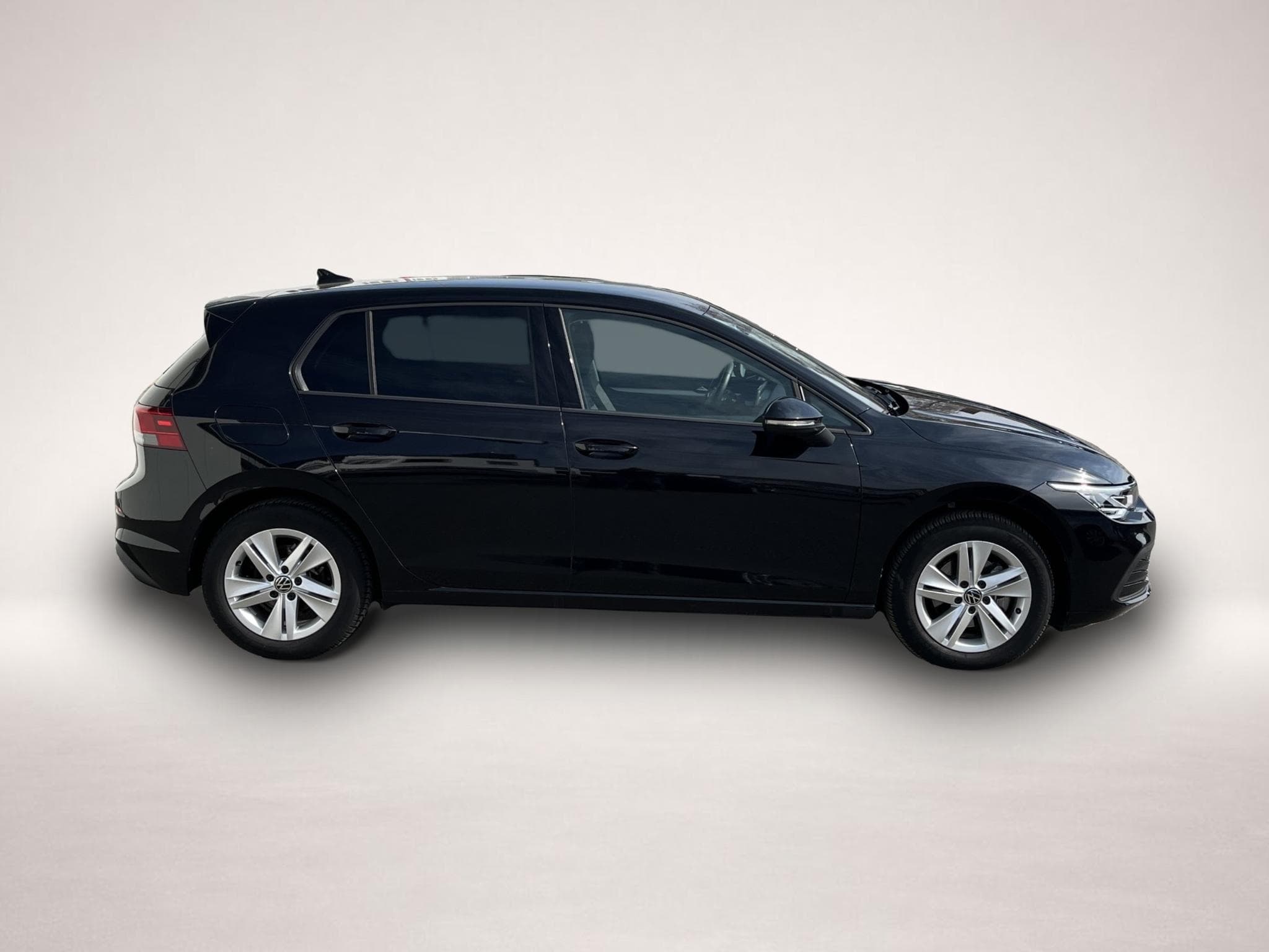 VW Golf (2023) - Photo 4