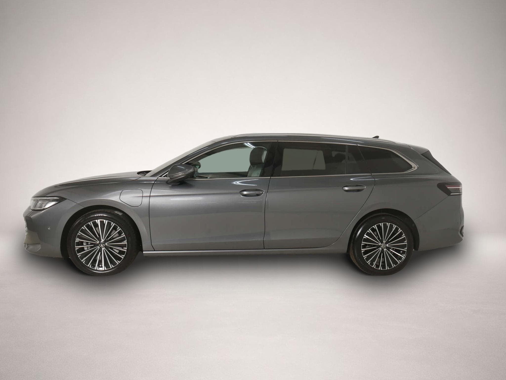 VW Passat (2025) - Photo 3