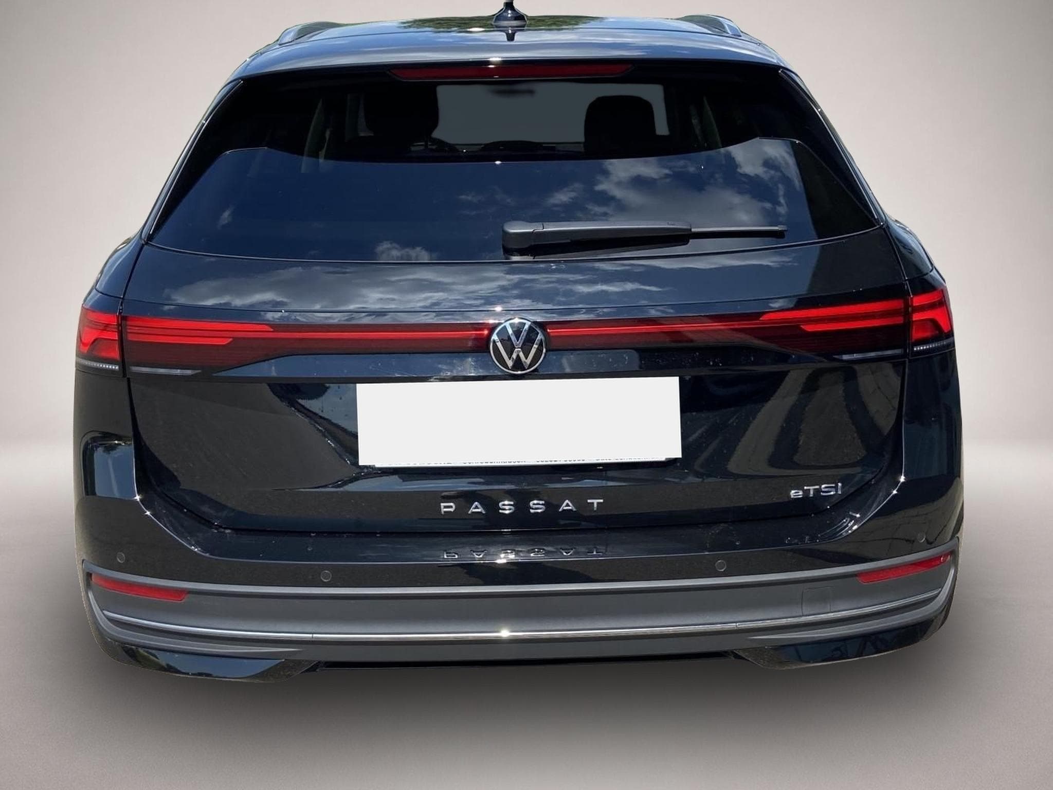 VW Passat (2025) - Photo 4