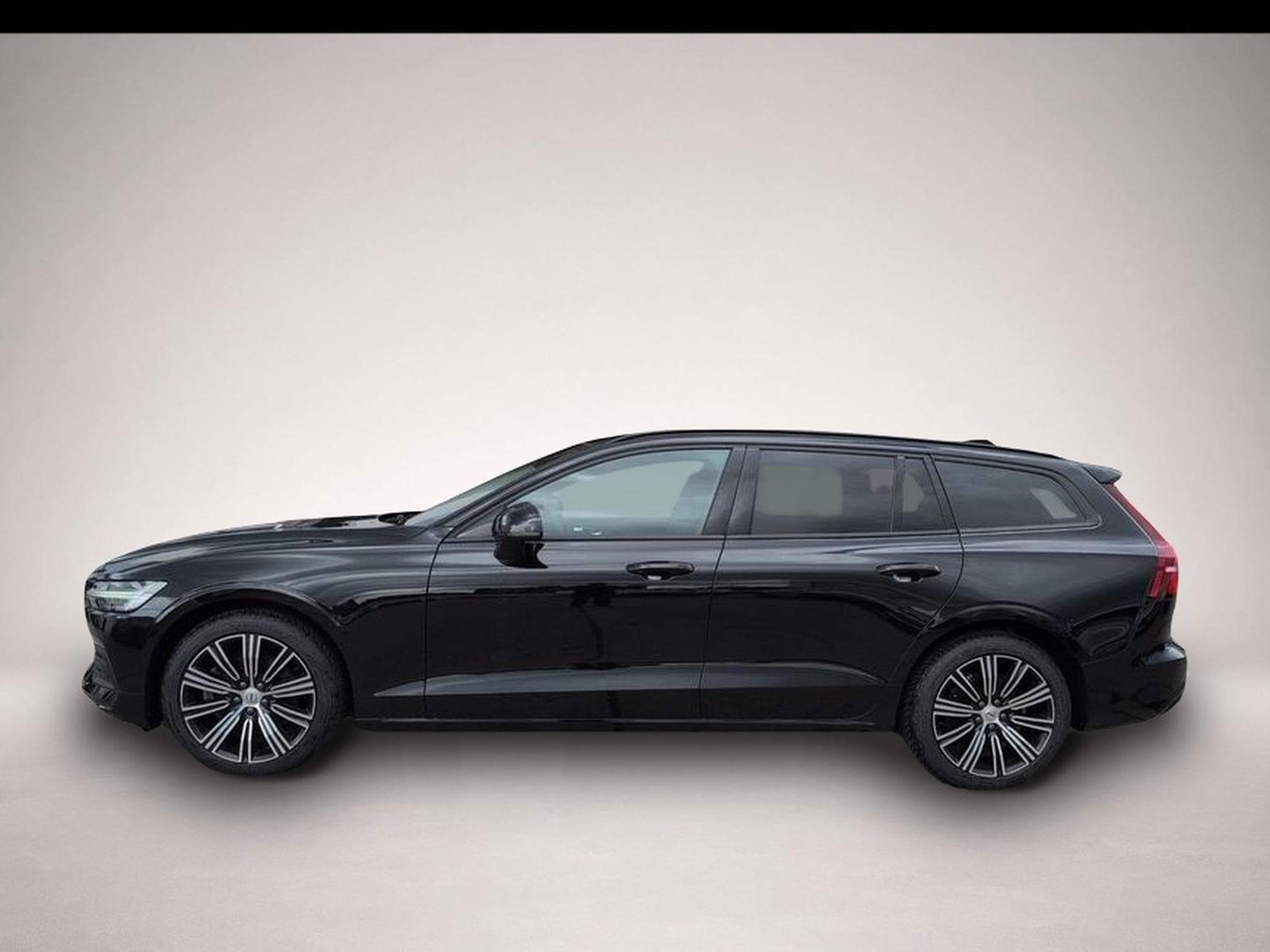 Volvo V60 (2025) - Photo 4