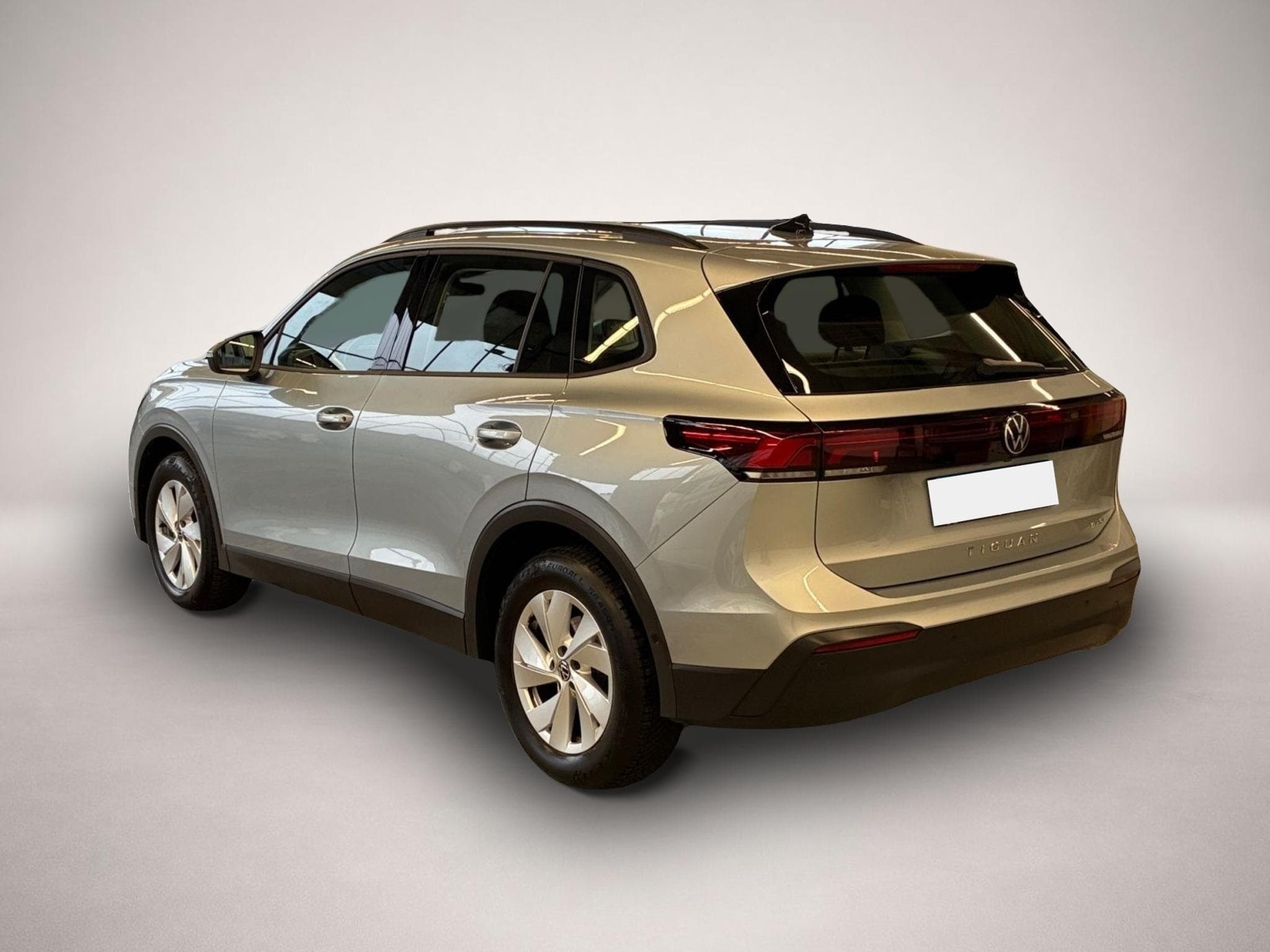 VW Tiguan (2024) - Photo 3