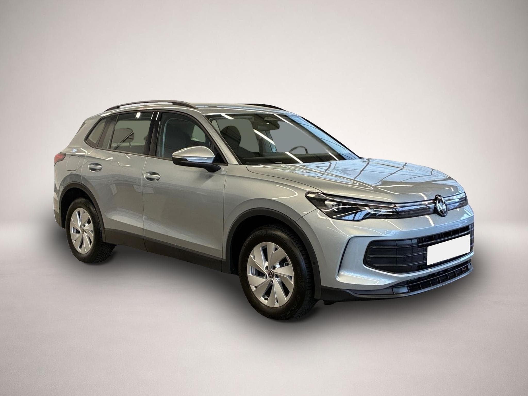 VW Tiguan (2024) - Photo 7