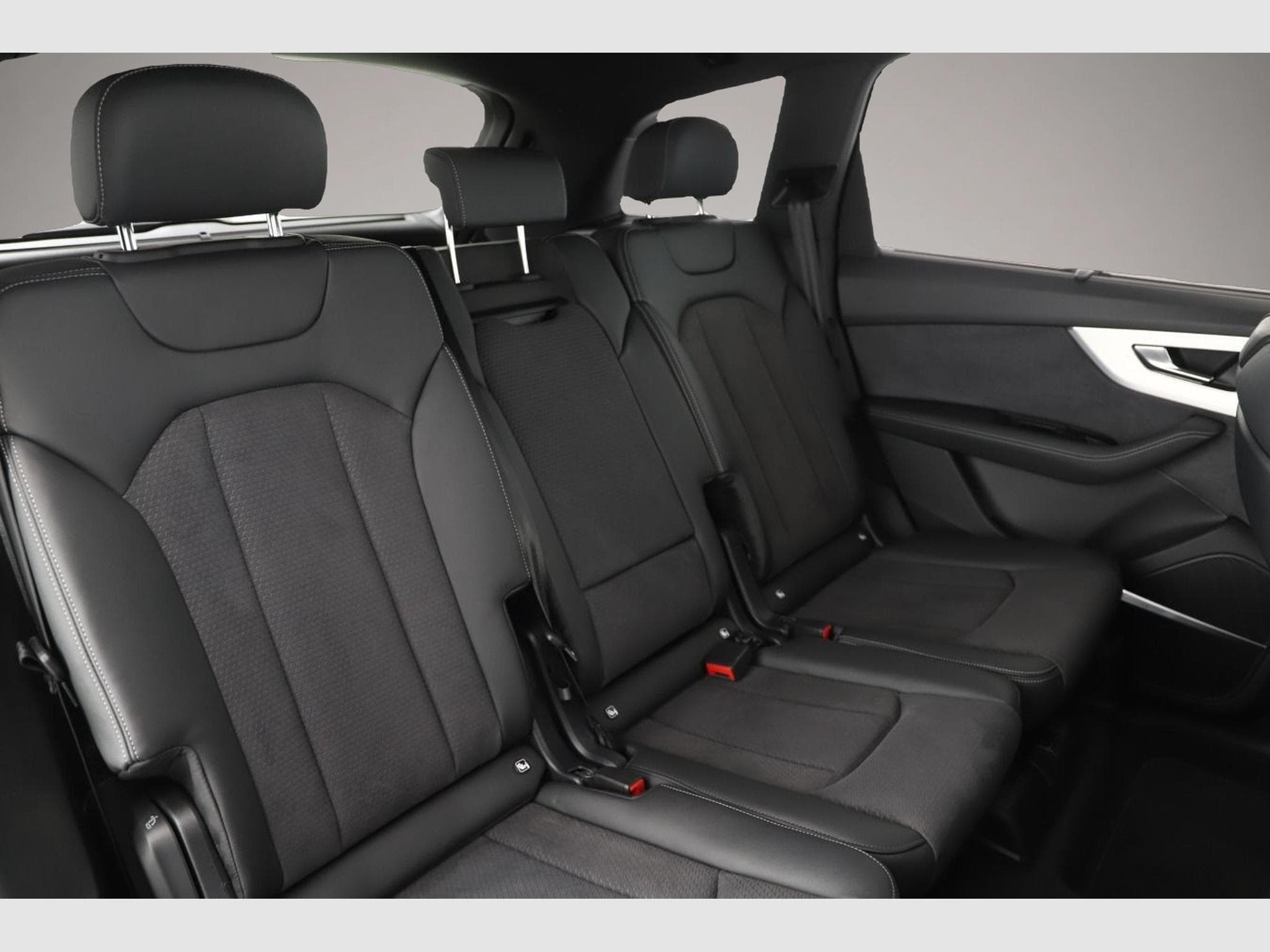 Audi SQ7 (2025) - Photo 5