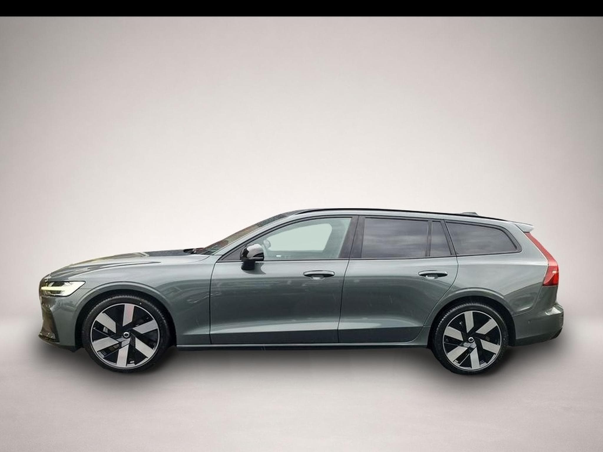 Volvo V60 (2025) - Photo 4