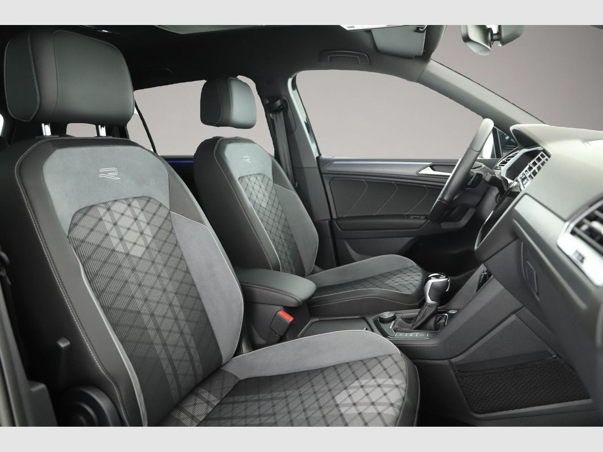 VW Tiguan (2025) - Photo 6