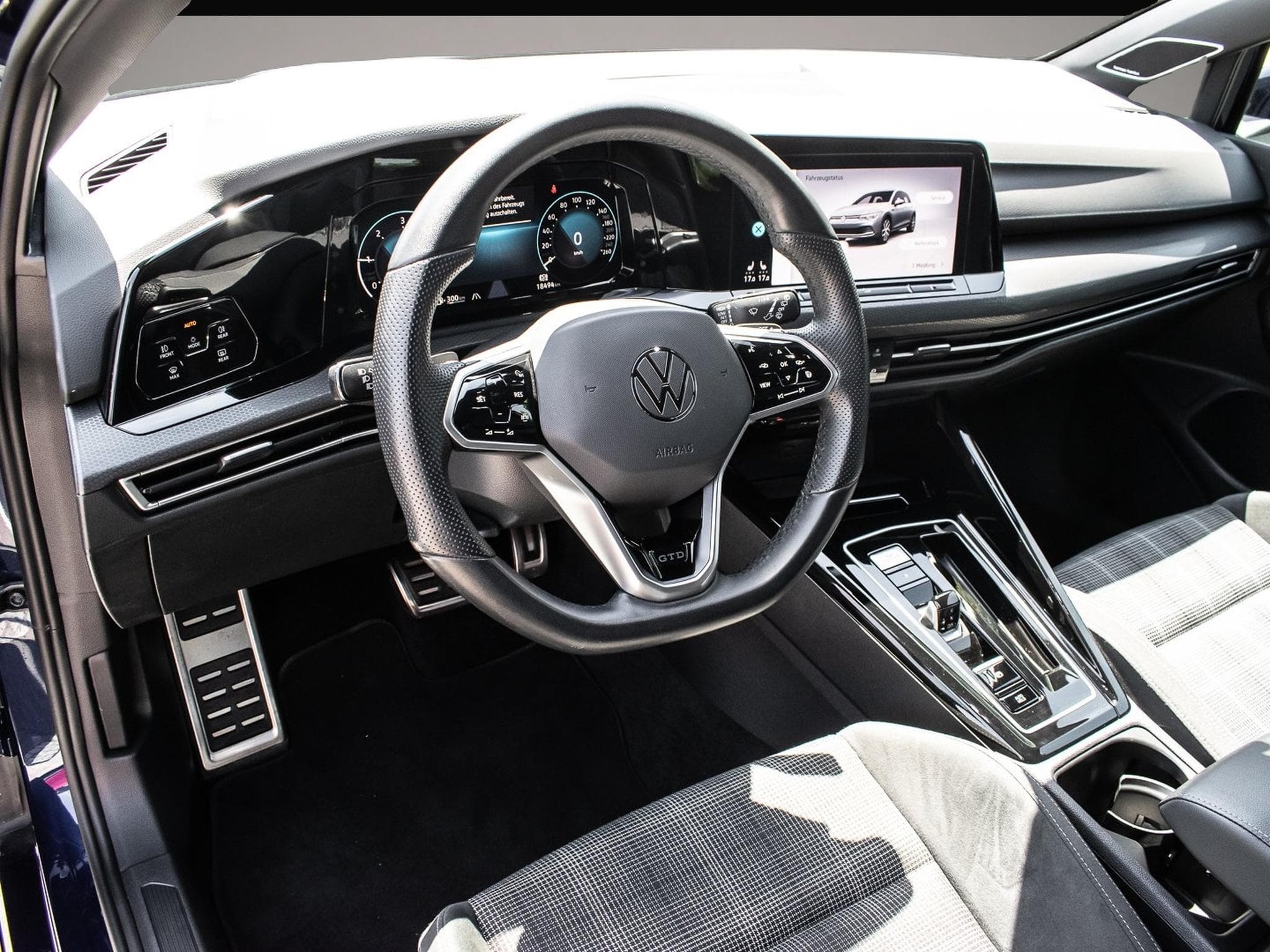 VW Golf (2024) - Photo 7