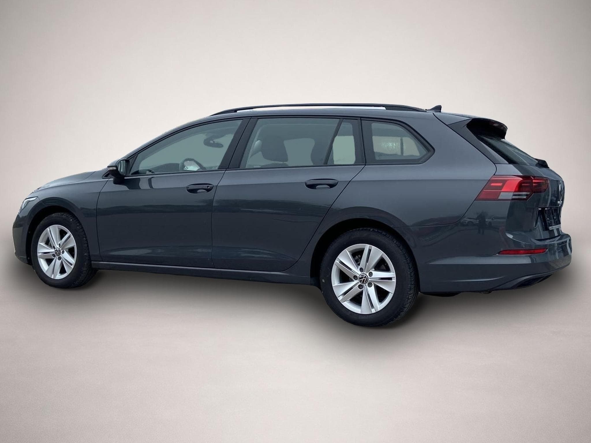 VW Golf (2023) - Photo 3