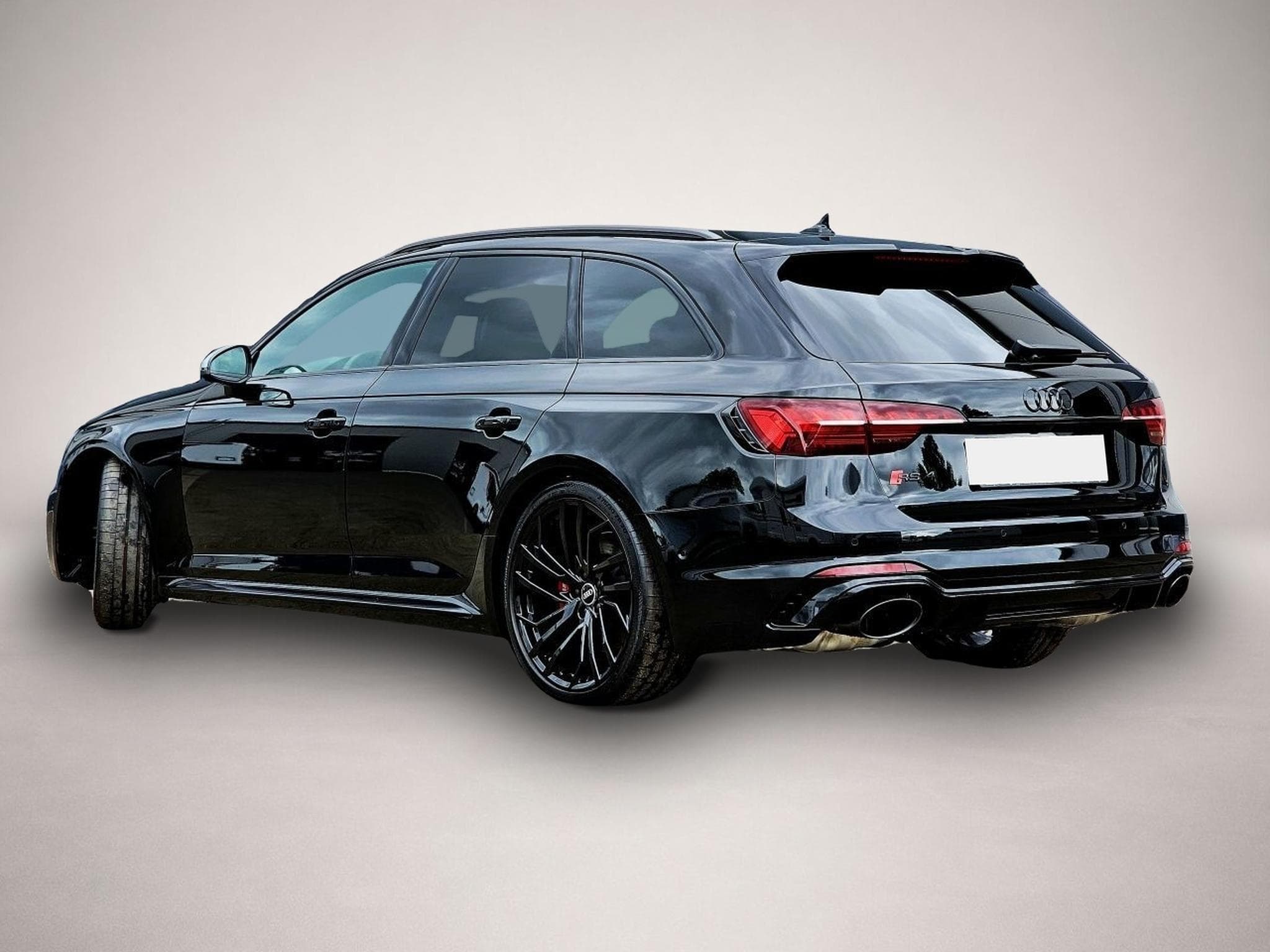Audi RS4 (2024) - Photo 2