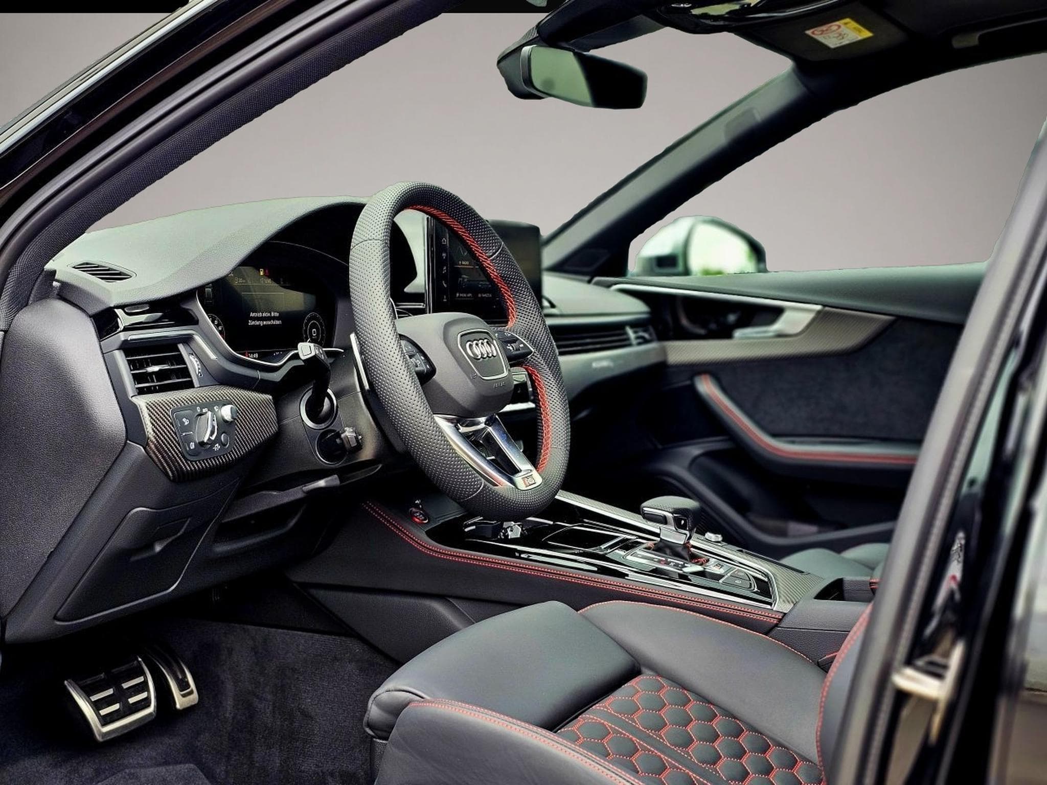Audi RS4 (2024) - Photo 5