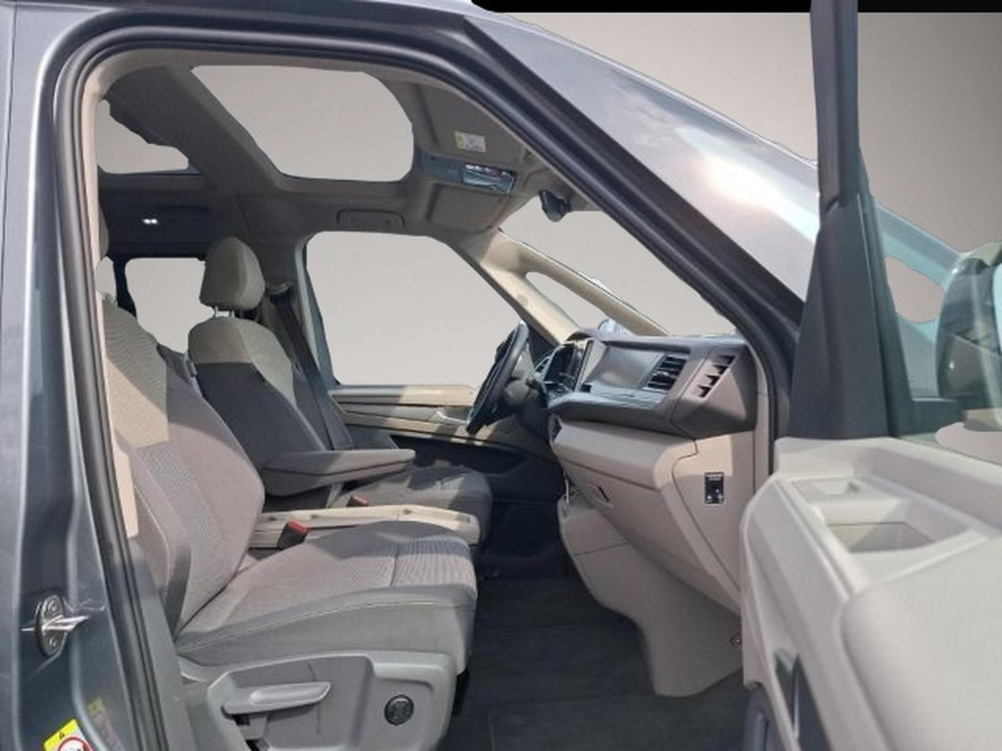 VW Multivan (2023) - Photo 6