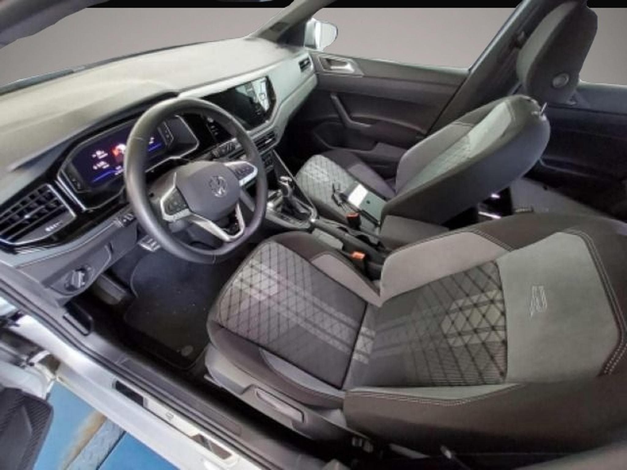 VW Polo (2025) - Photo 3
