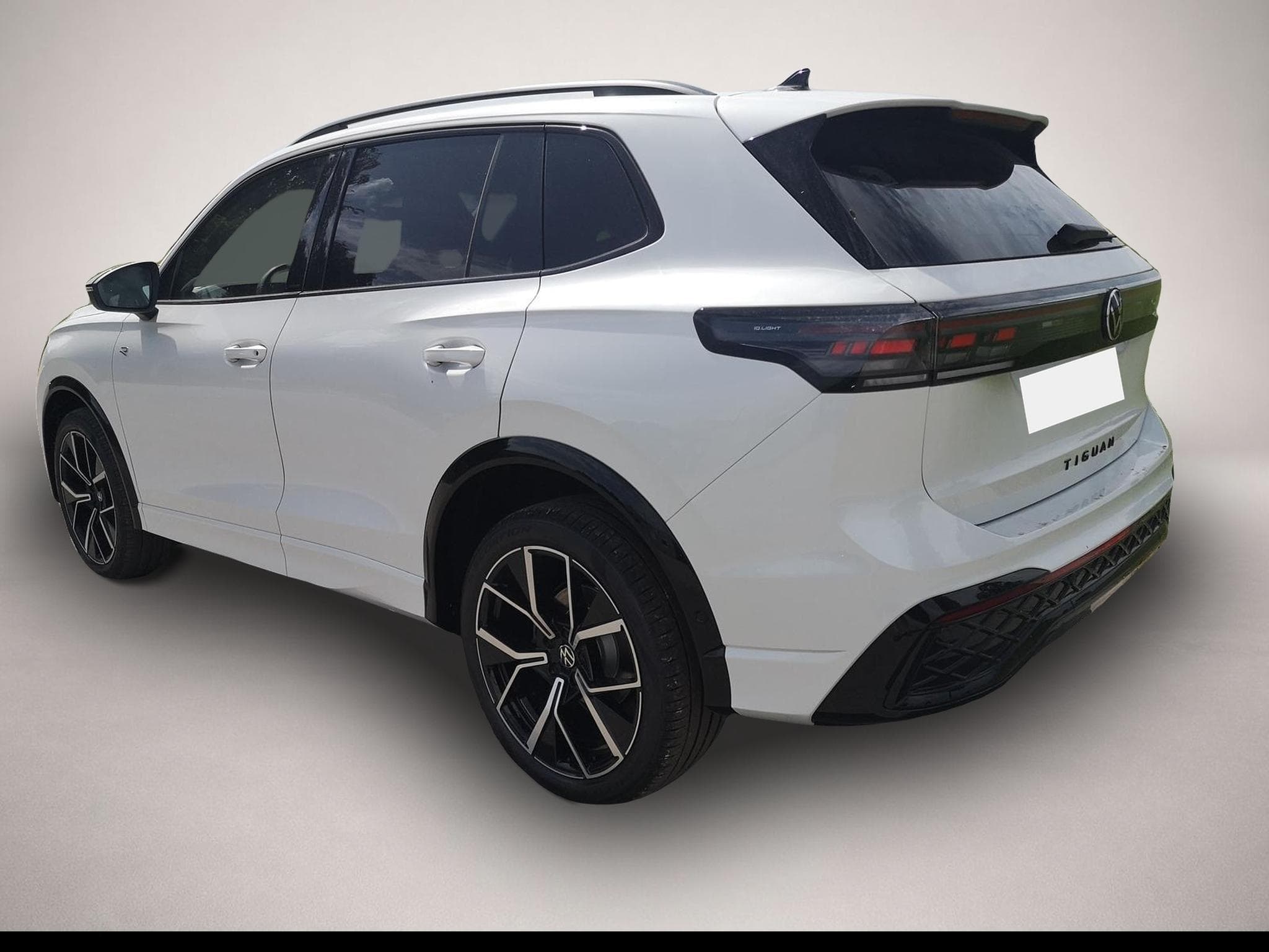 VW Tiguan (2025) - Photo 2
