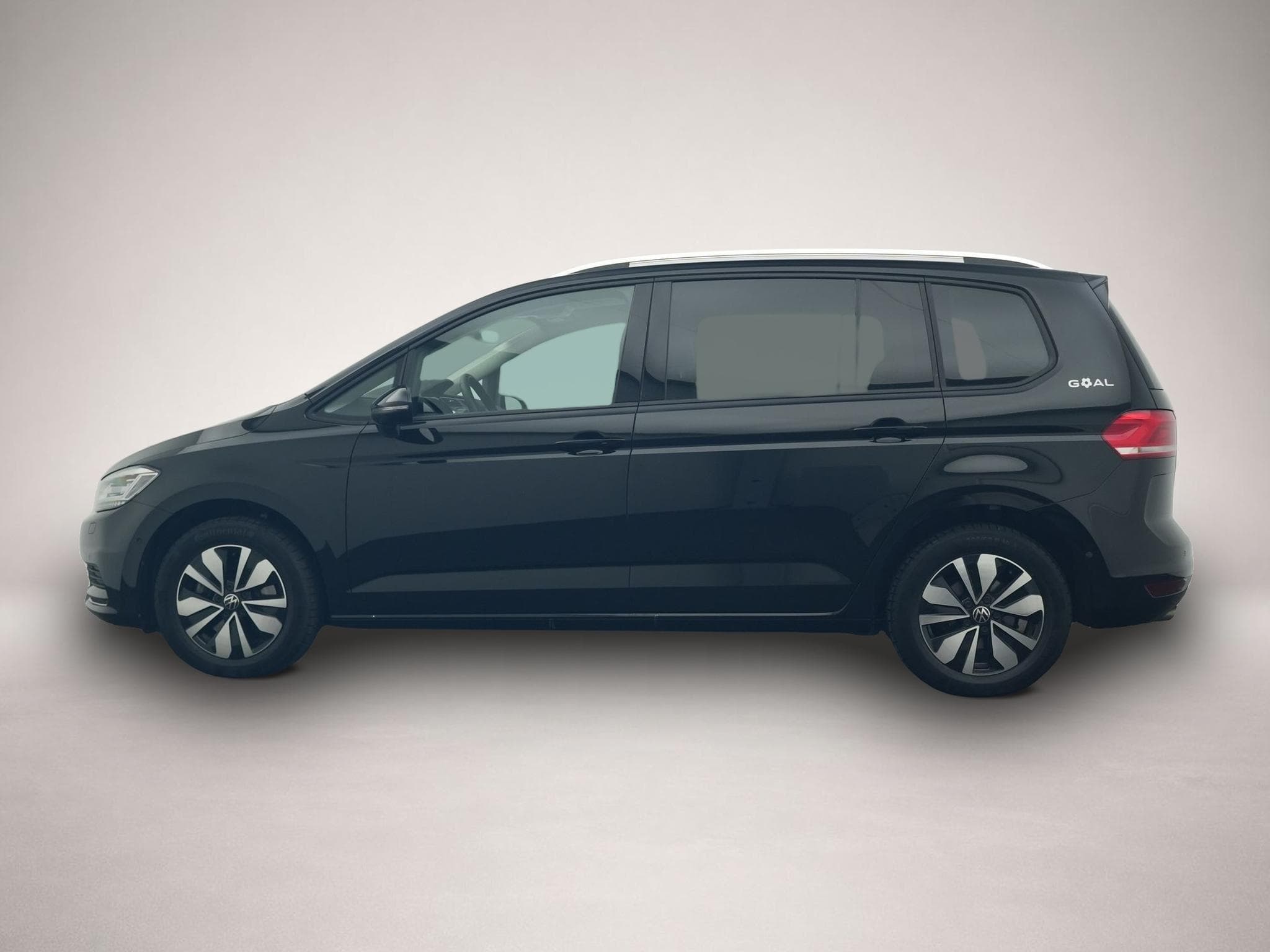 VW Touran (2025) - Photo 2