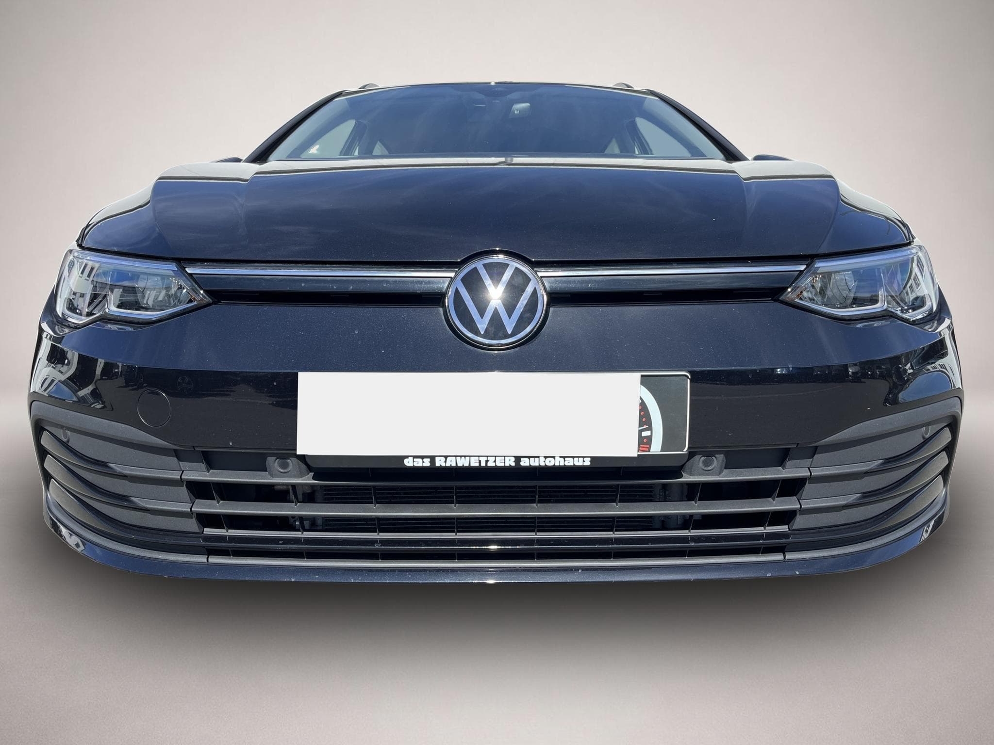 VW Golf (2022) - Photo 2