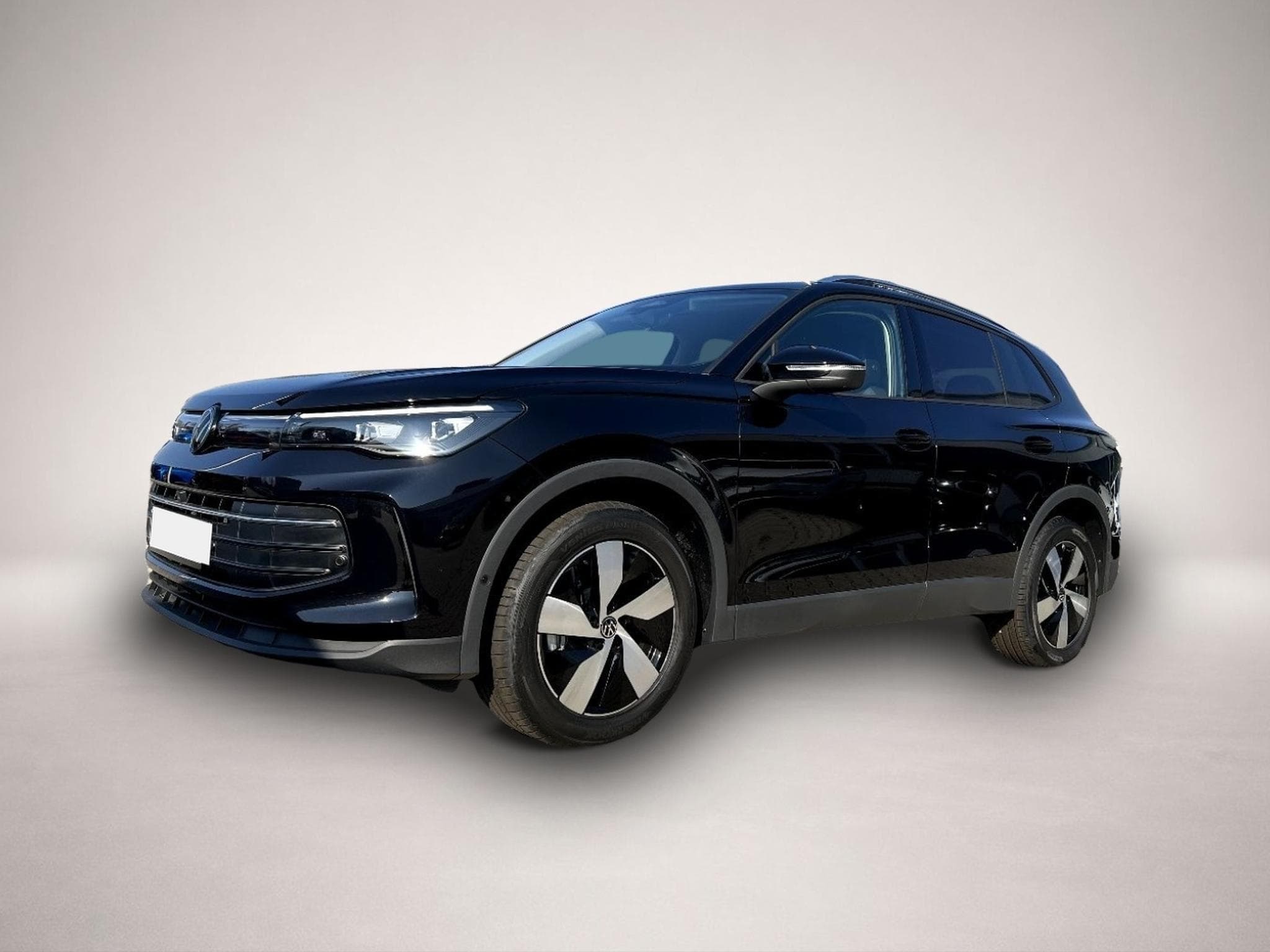 VW Tiguan (2024) - Photo 1