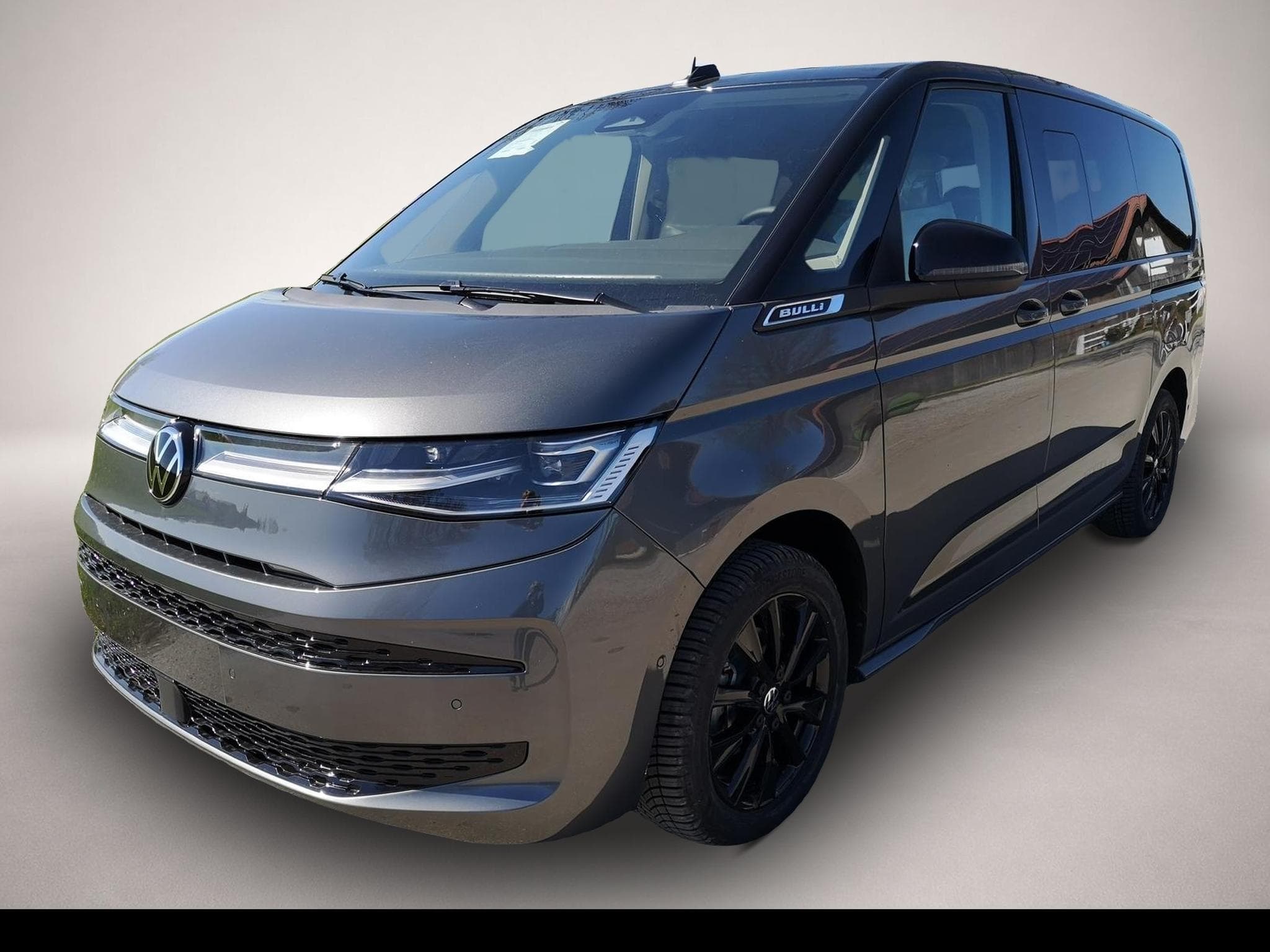 VW Multivan (2026) - Photo 1