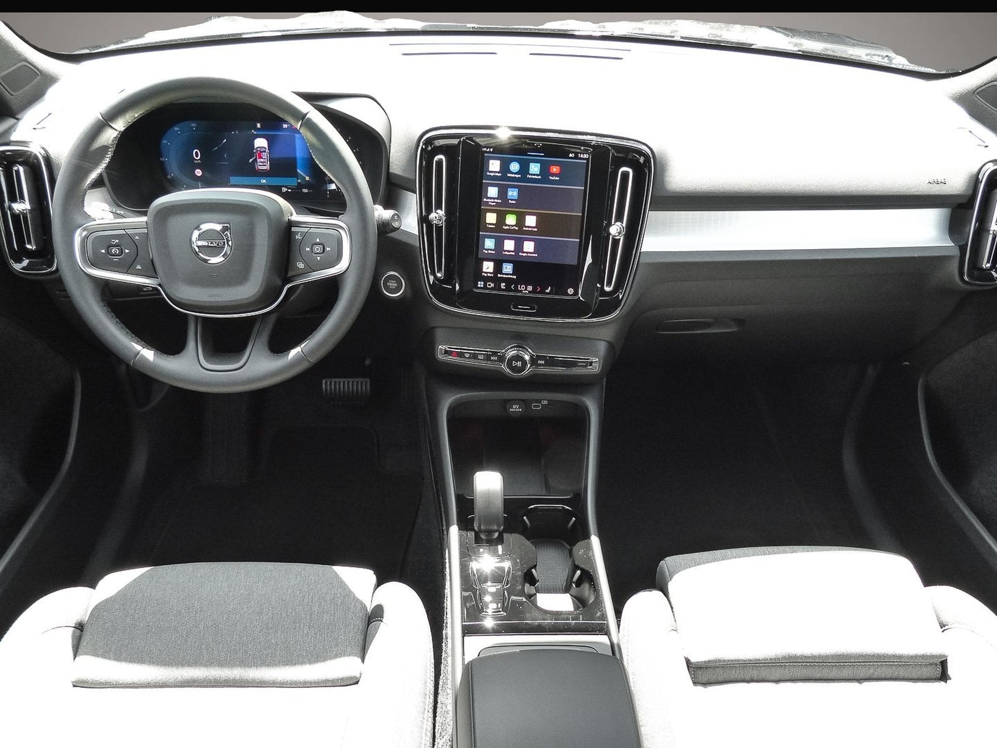 Volvo XC40 (2025) - Photo 7