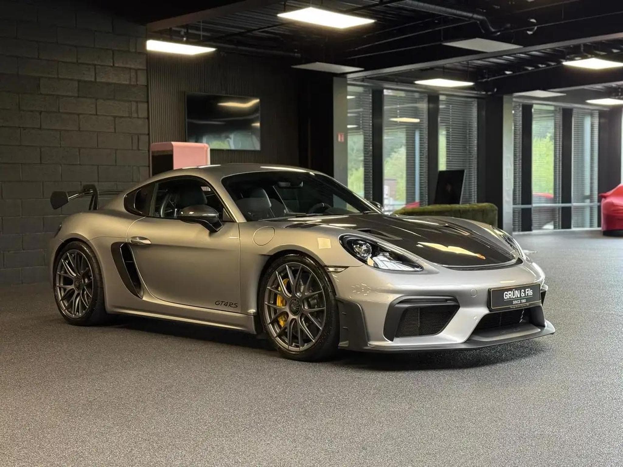 Porsche Cayman (2023) - Photo 1