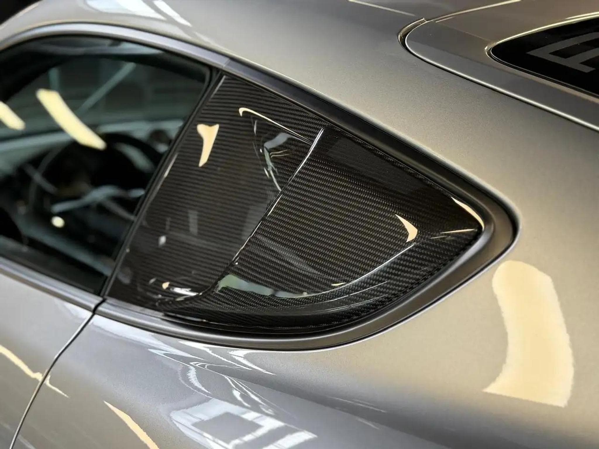 Porsche Cayman (2023) - Photo 10