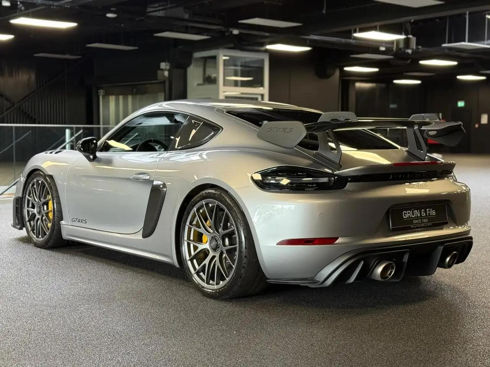 Porsche Cayman (2023) - Photo 4