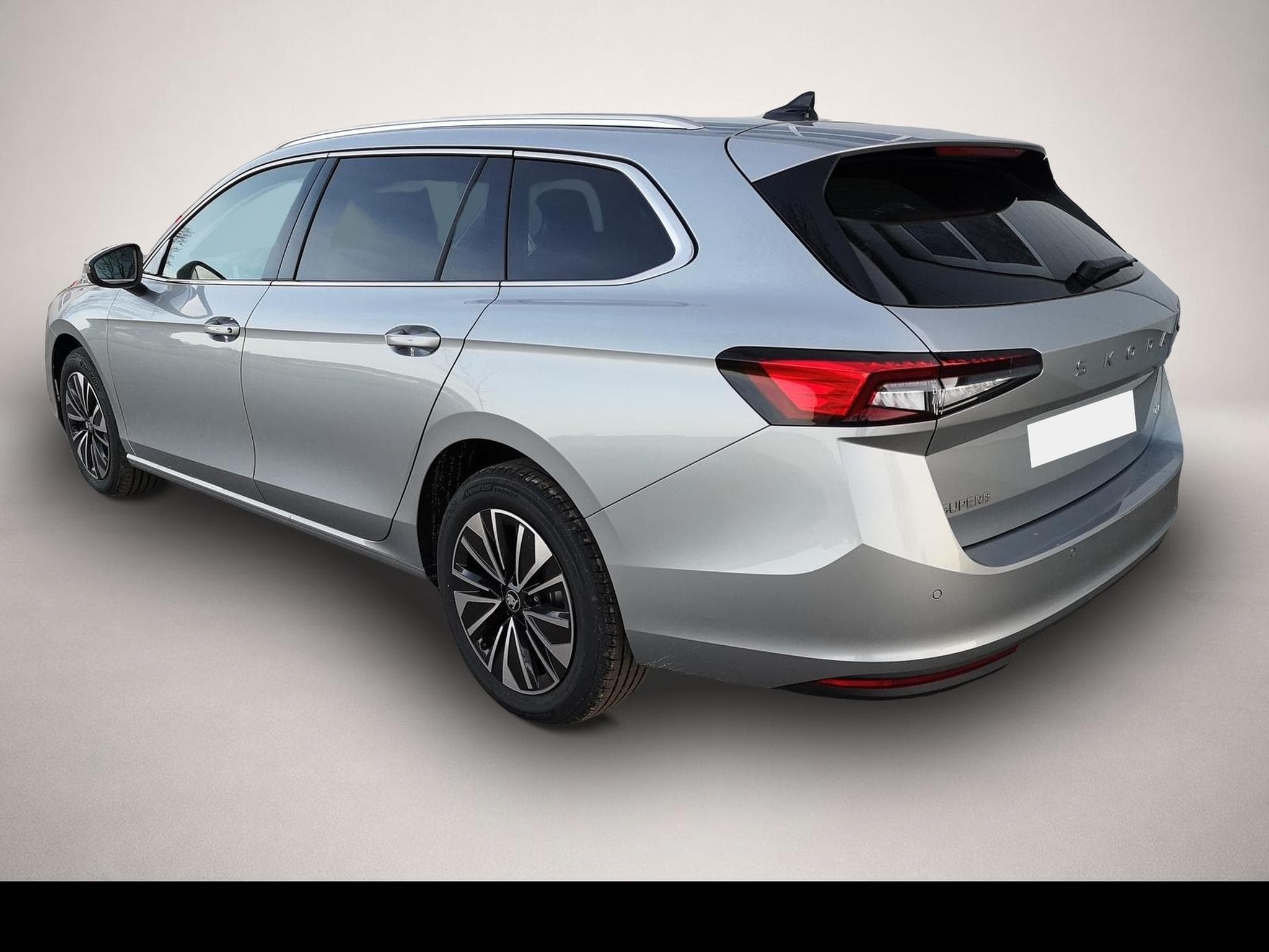 Skoda Superb (2025) - Photo 2