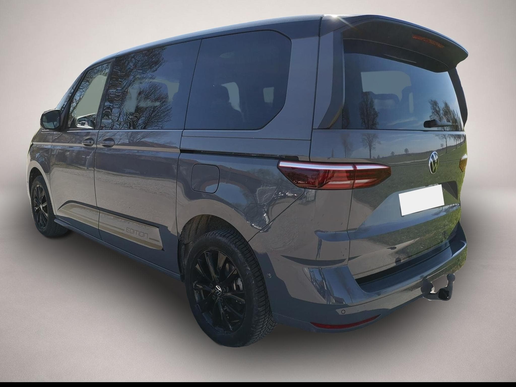 VW Multivan (2025) - Photo 3