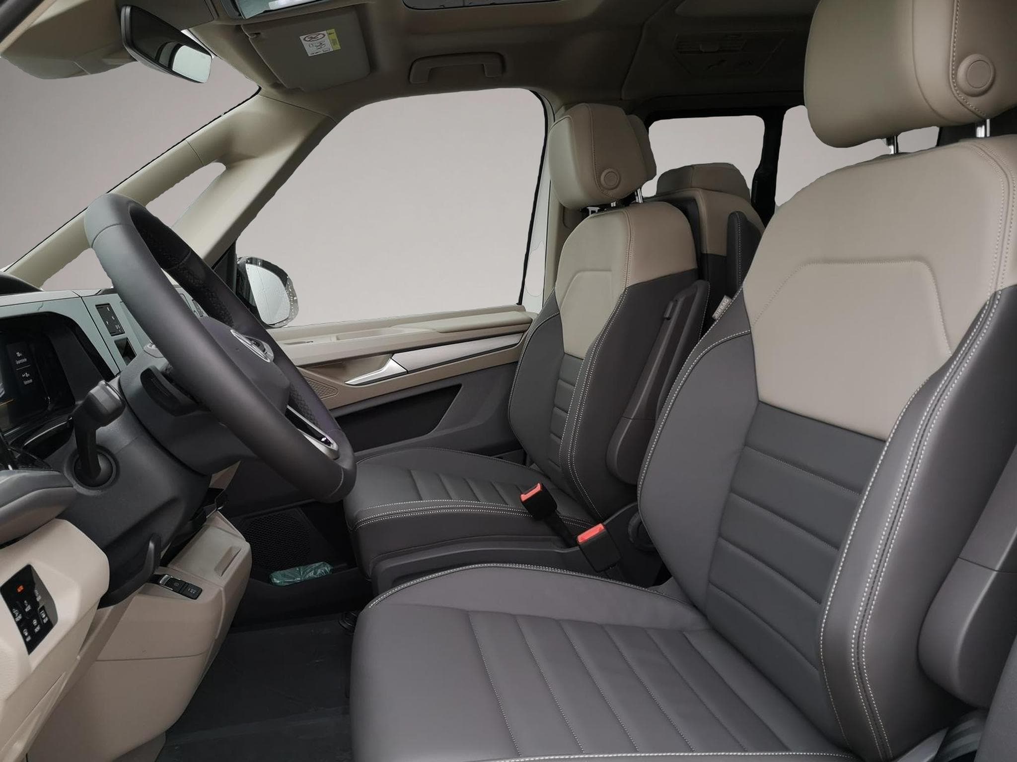 VW Multivan (2025) - Photo 7