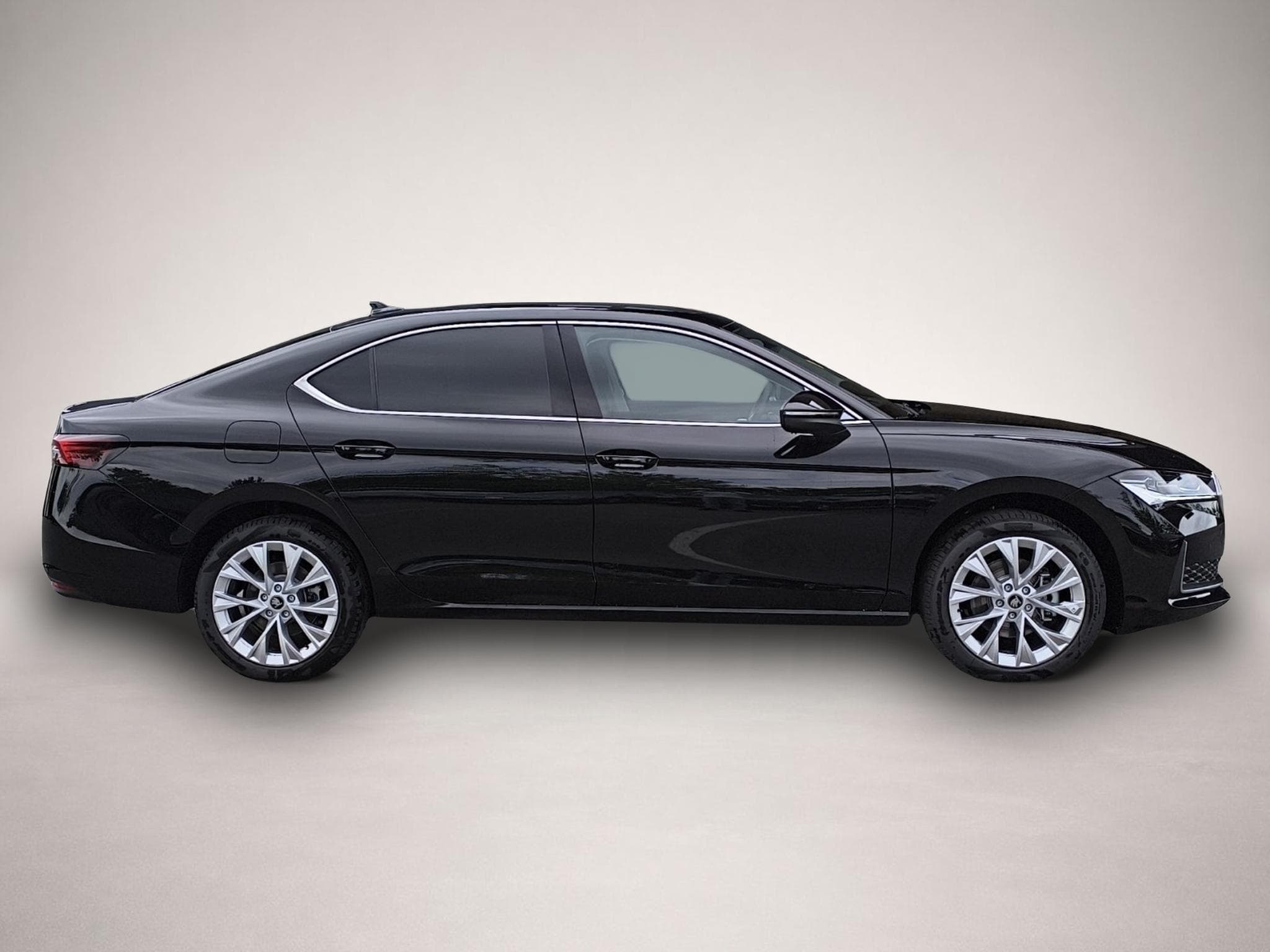 Skoda Superb (2026) - Photo 8