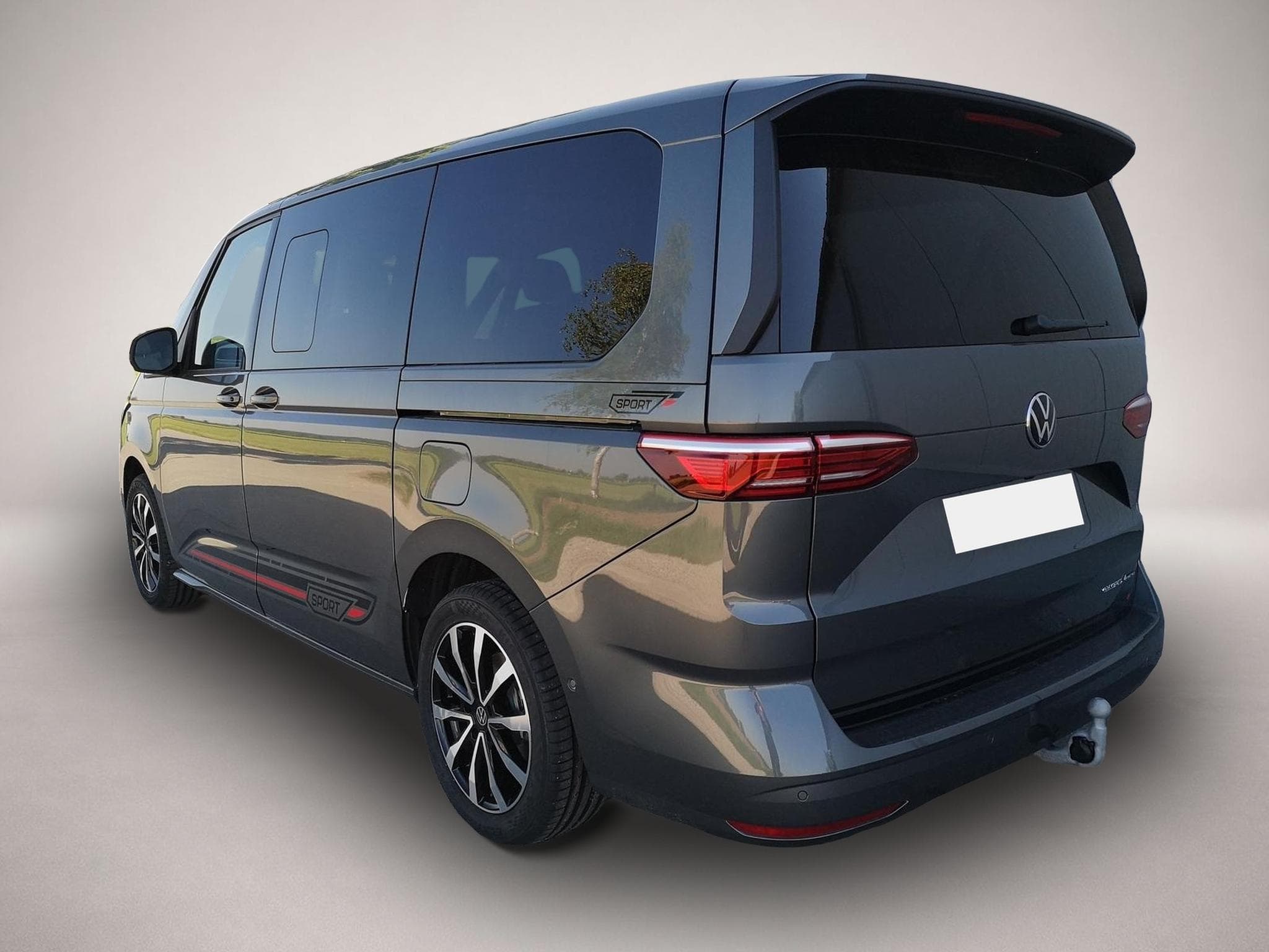 VW Multivan (2025) - Photo 2