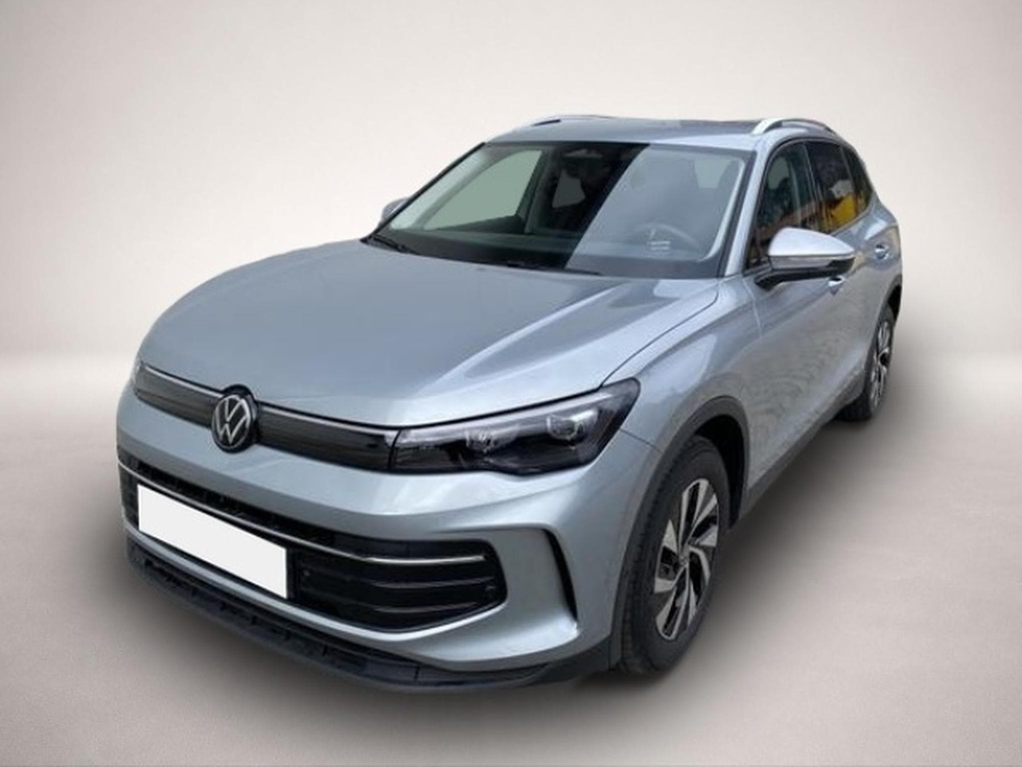 VW Tiguan (2025) - Photo 2