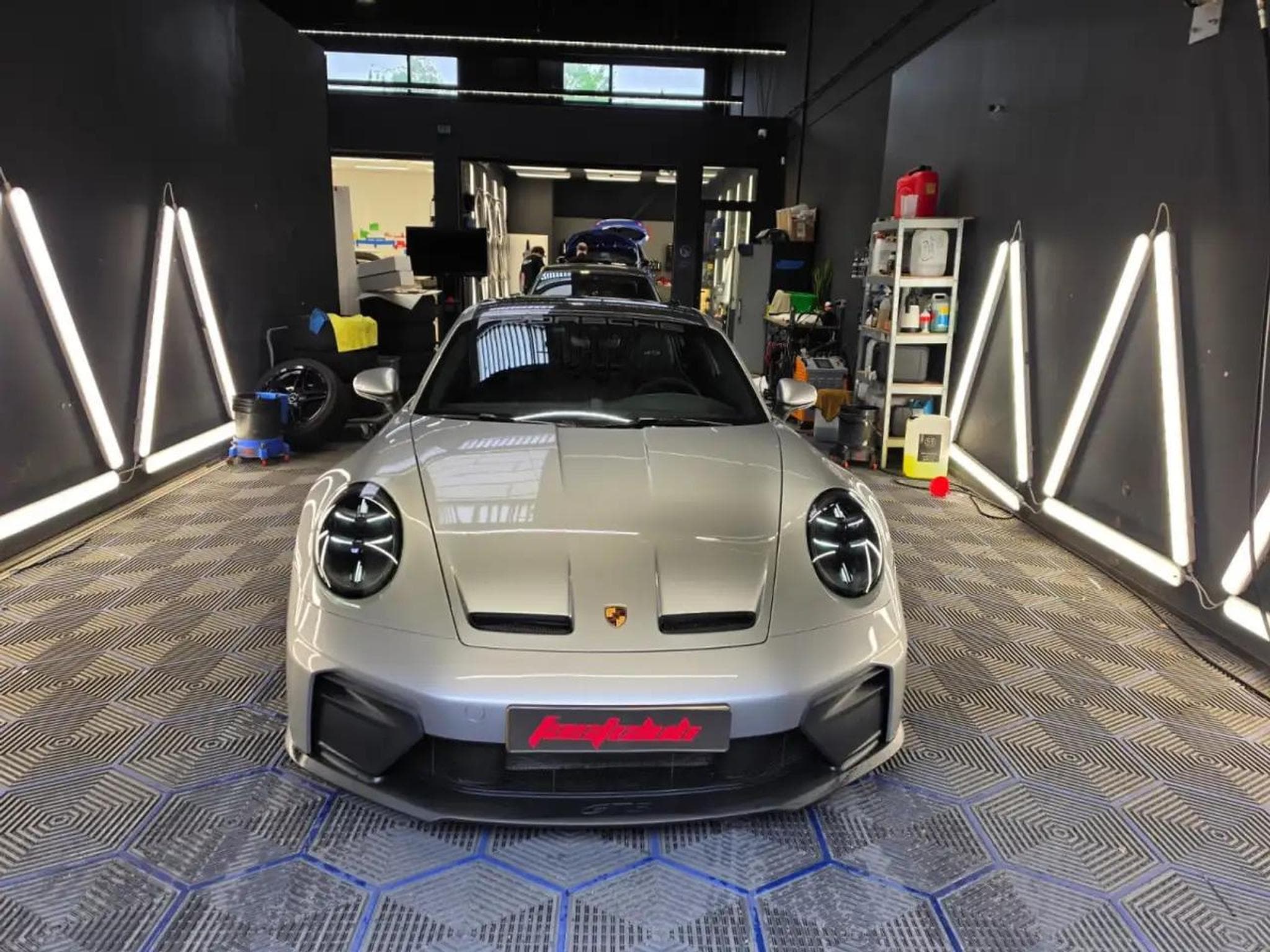 Porsche 911 (2025) - Photo 2