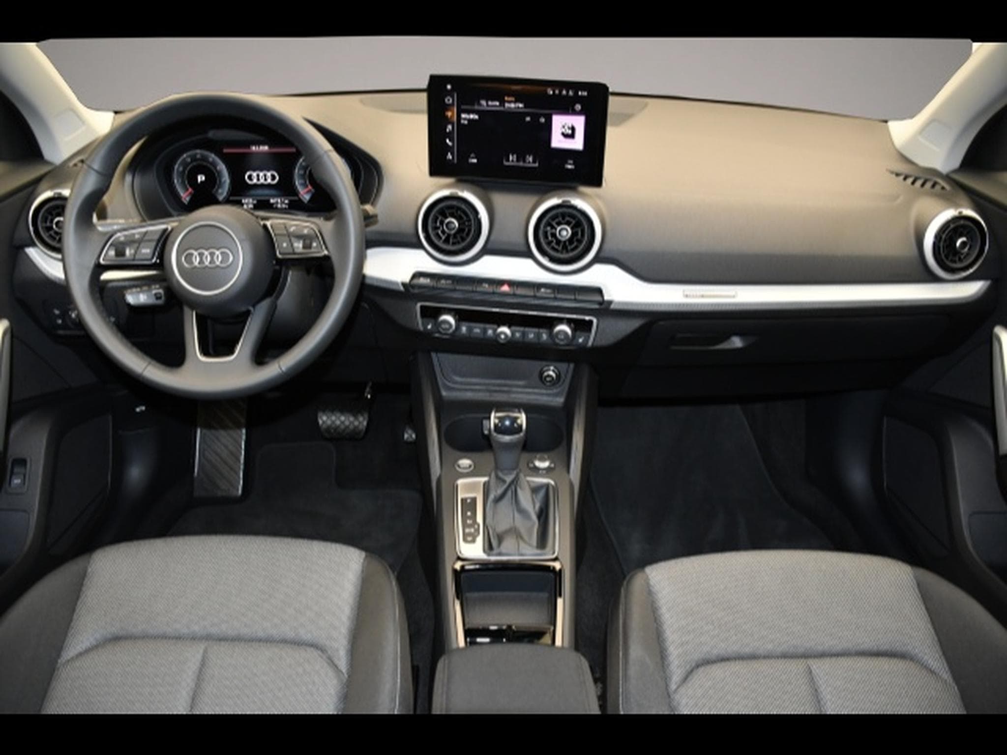 Audi Q2 (2025) - Photo 4