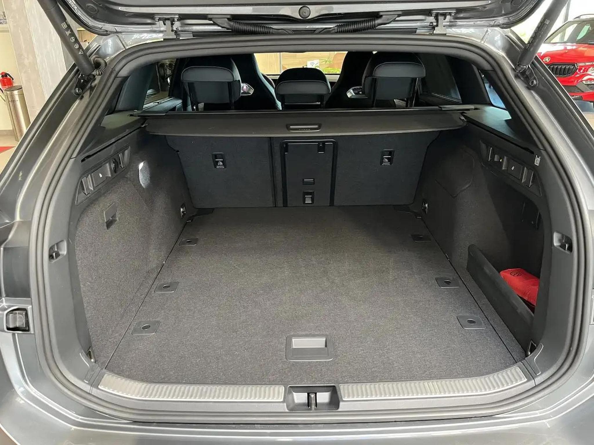 VW Passat (2025) - Photo 20