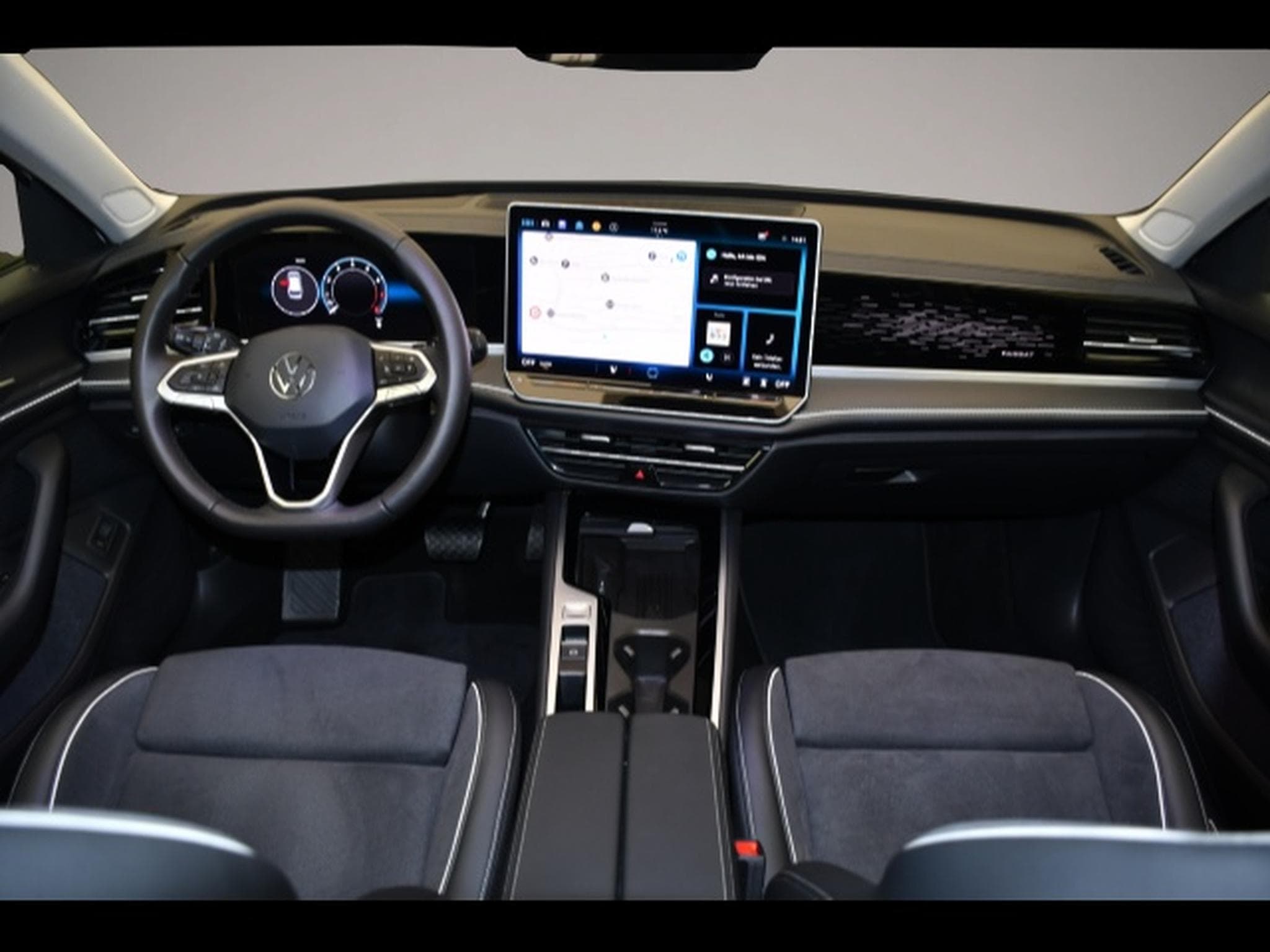 VW Passat (2025) - Photo 4