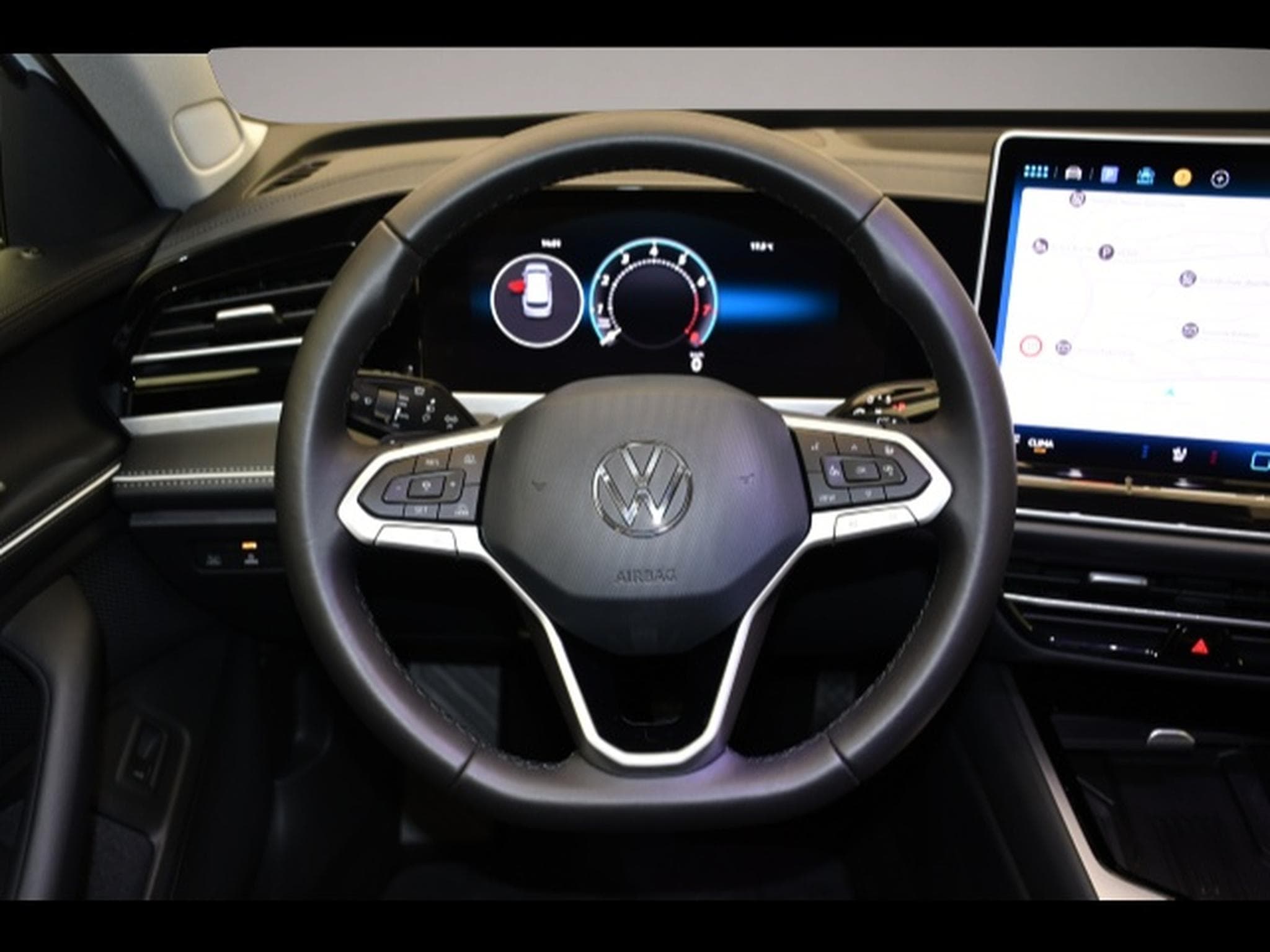 VW Passat (2025) - Photo 5