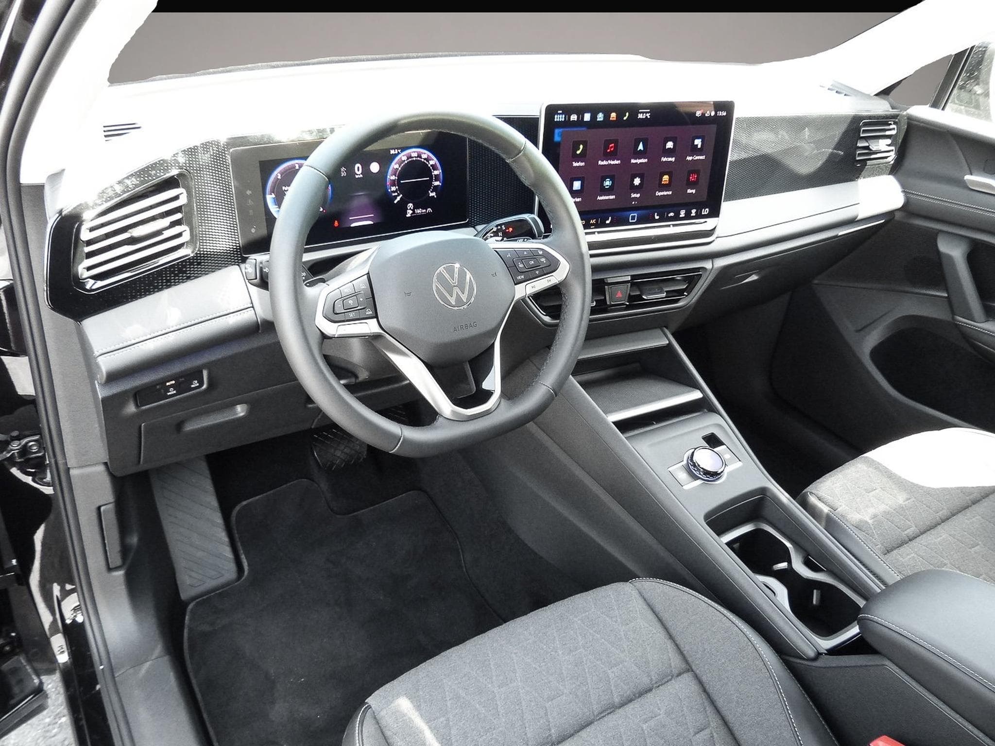 VW Tiguan (2025) - Photo 7