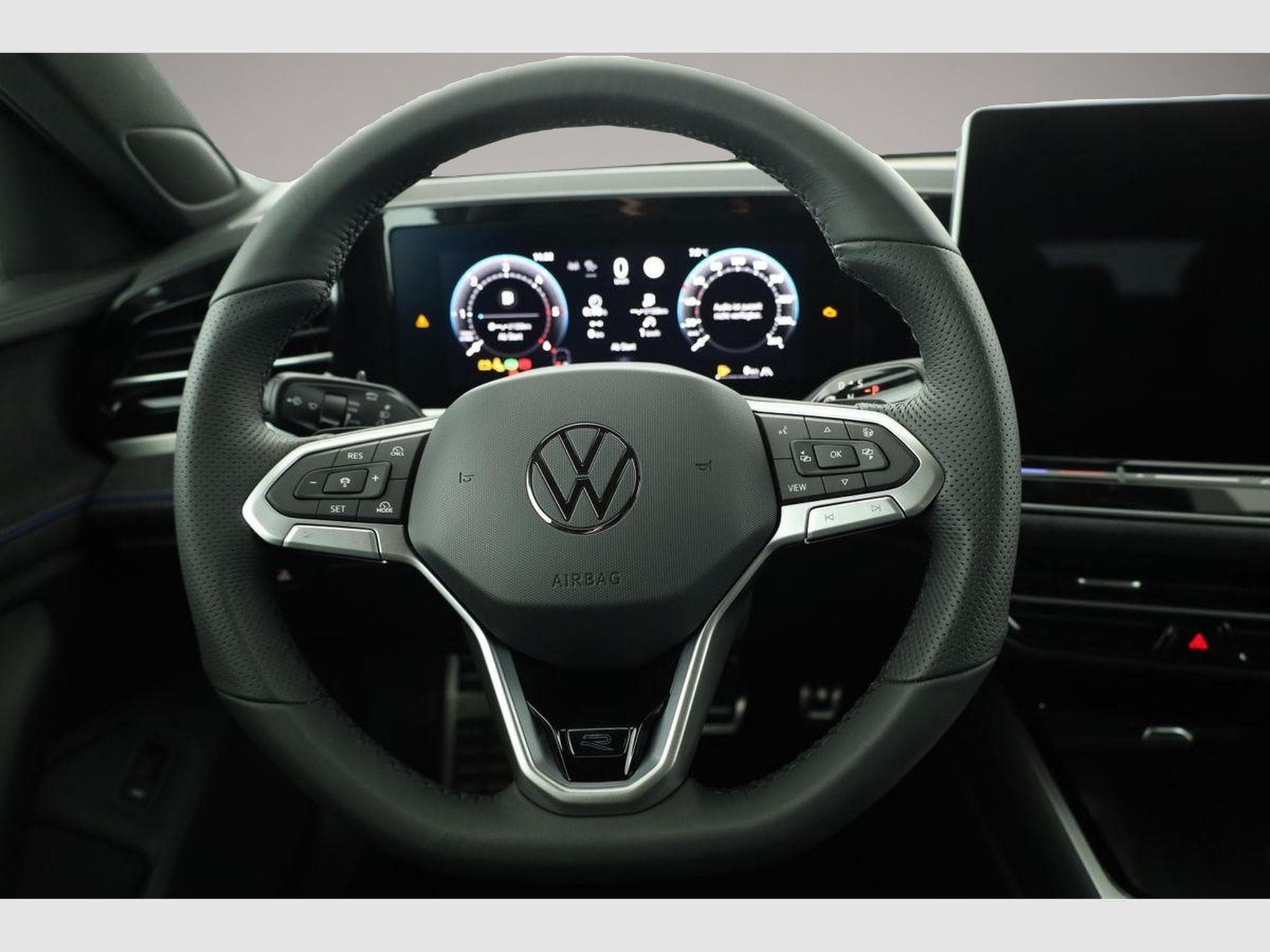 VW Passat (2026) - Photo 6