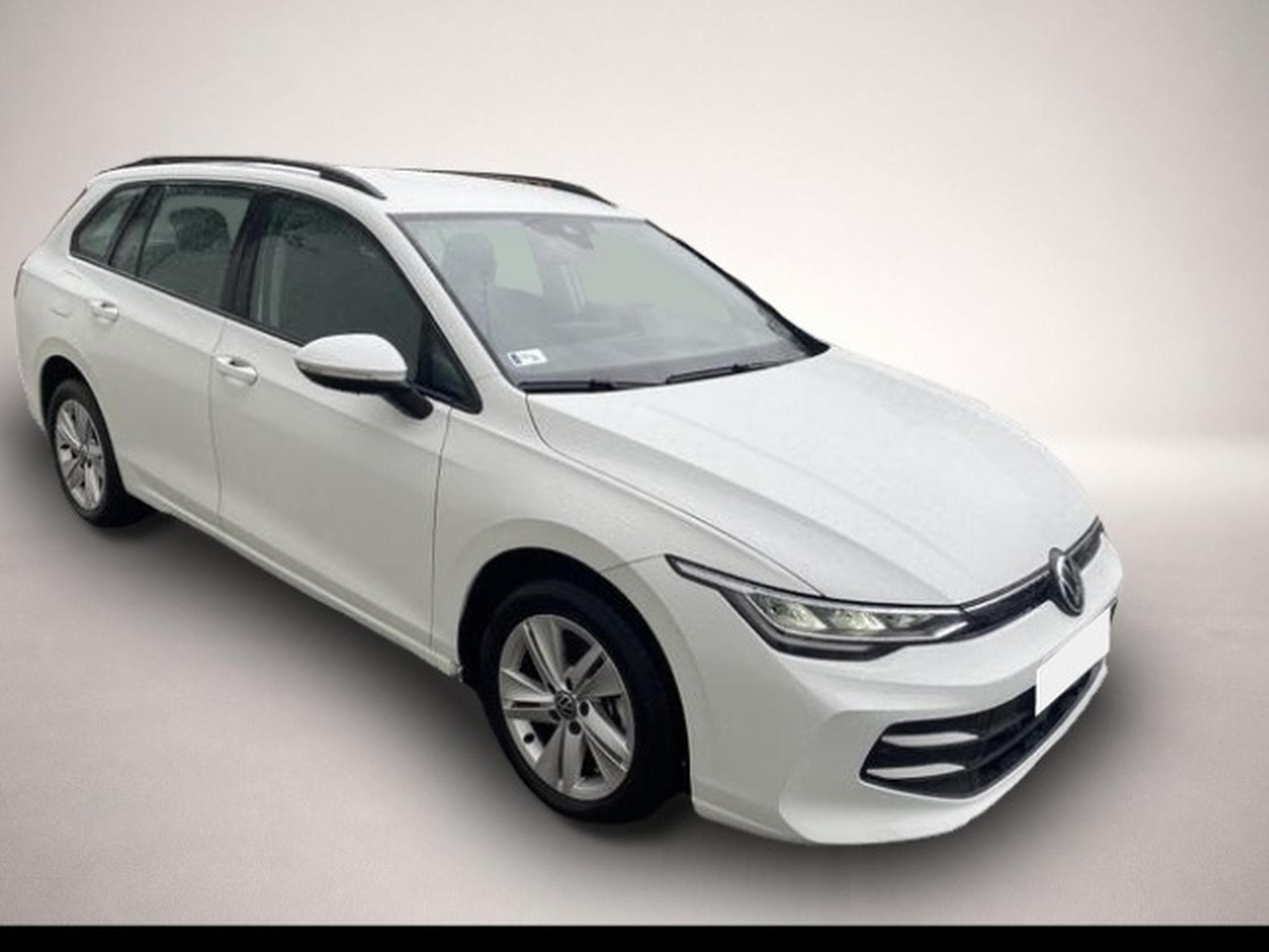 VW Golf (2025) - Photo 1