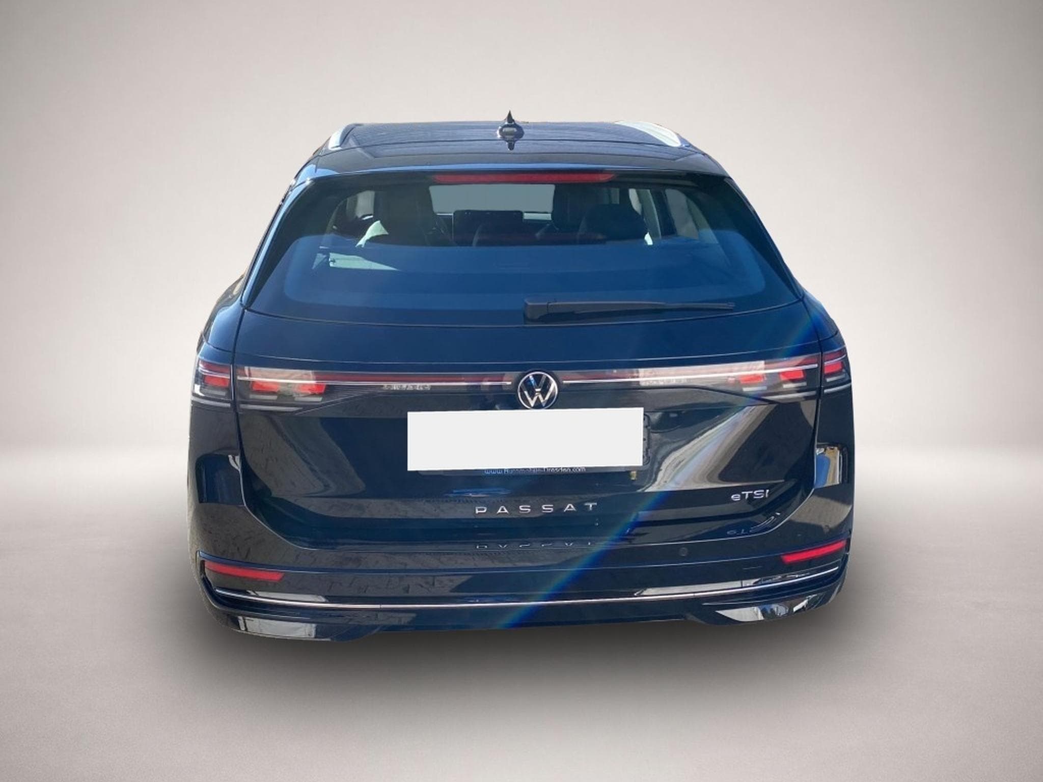 VW Passat (2025) - Photo 7