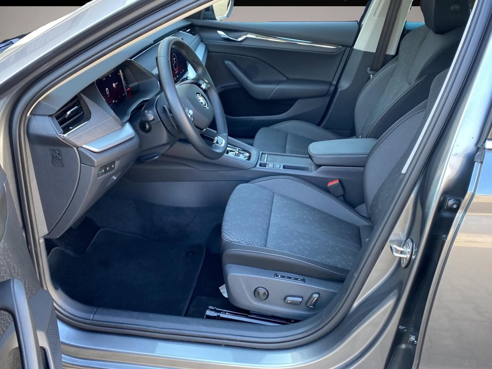 Skoda Octavia (2024) - Photo 3