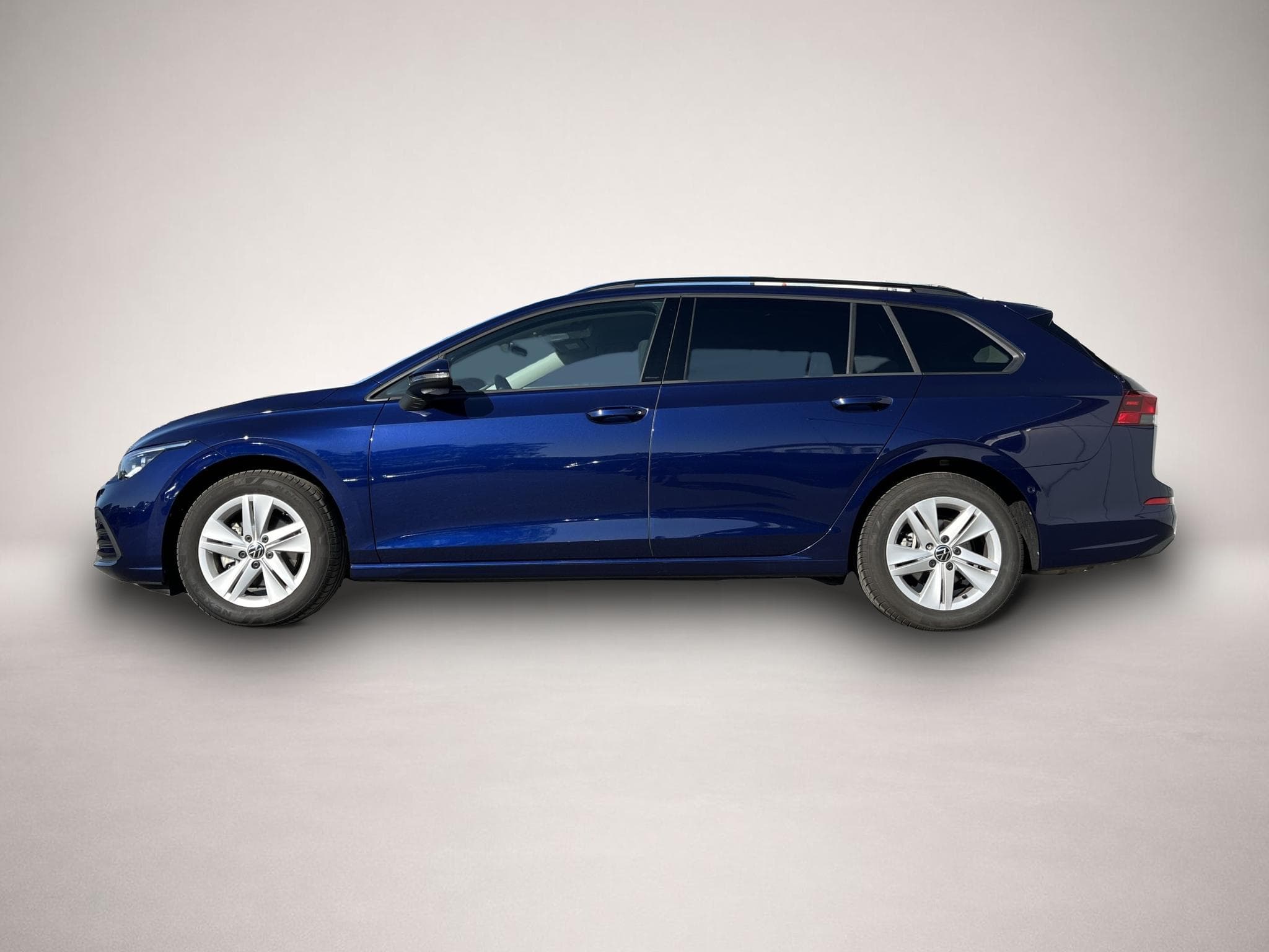 VW Golf (2023) - Photo 1