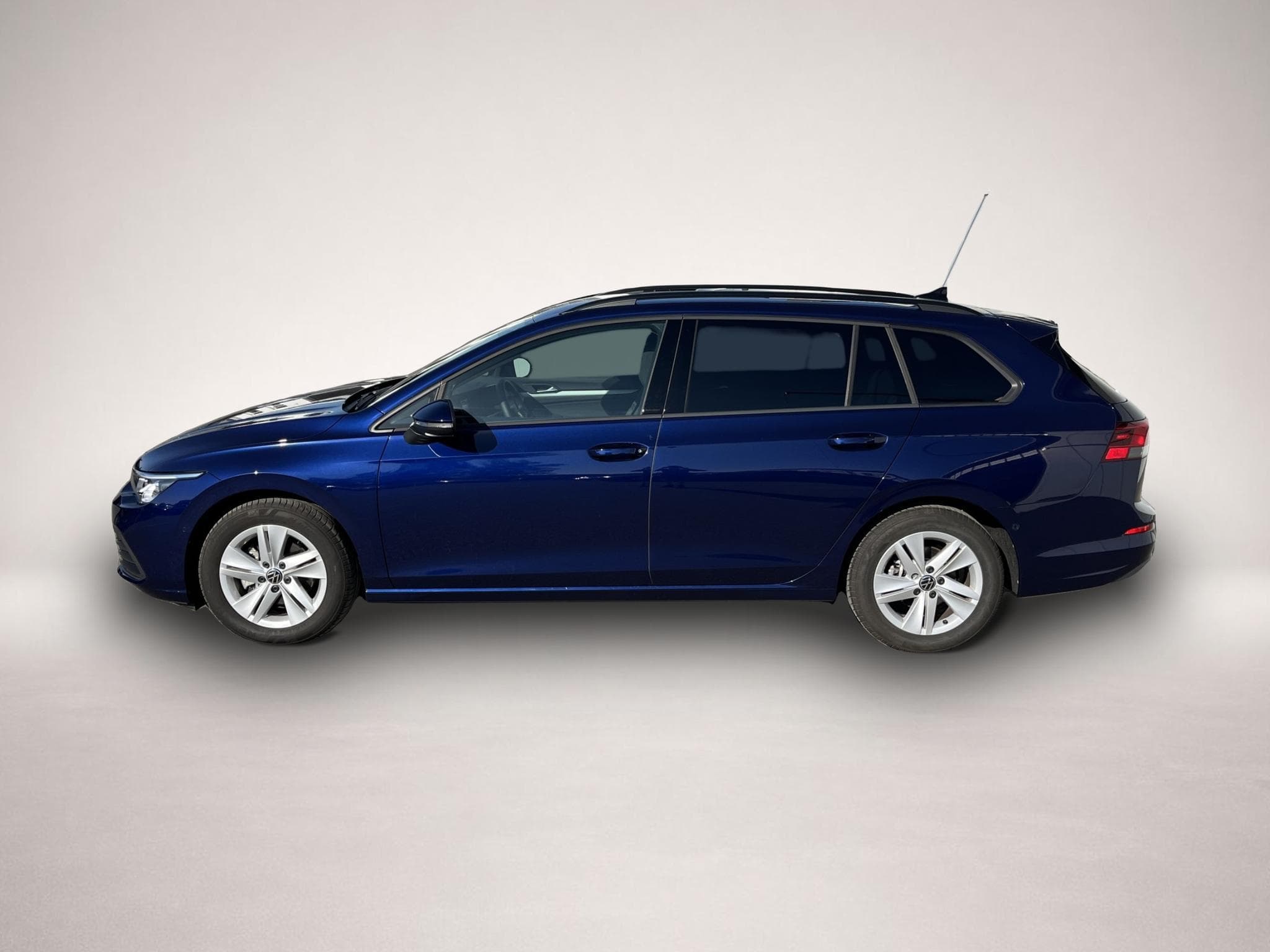 VW Golf (2023) - Photo 2