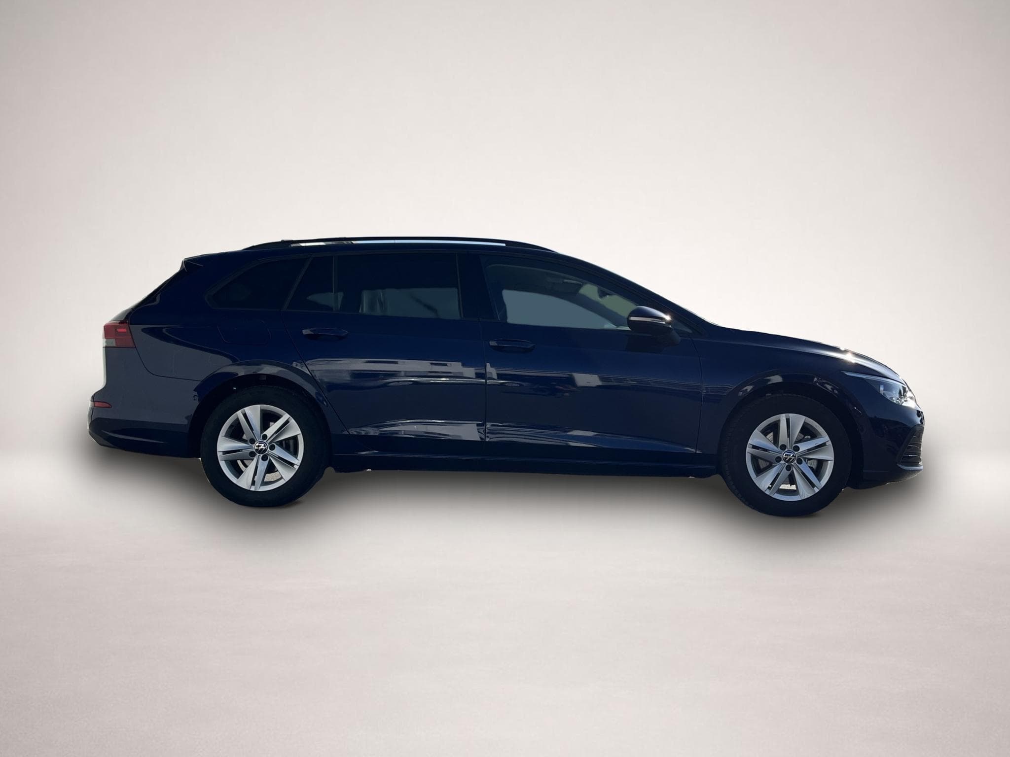 VW Golf (2023) - Photo 4