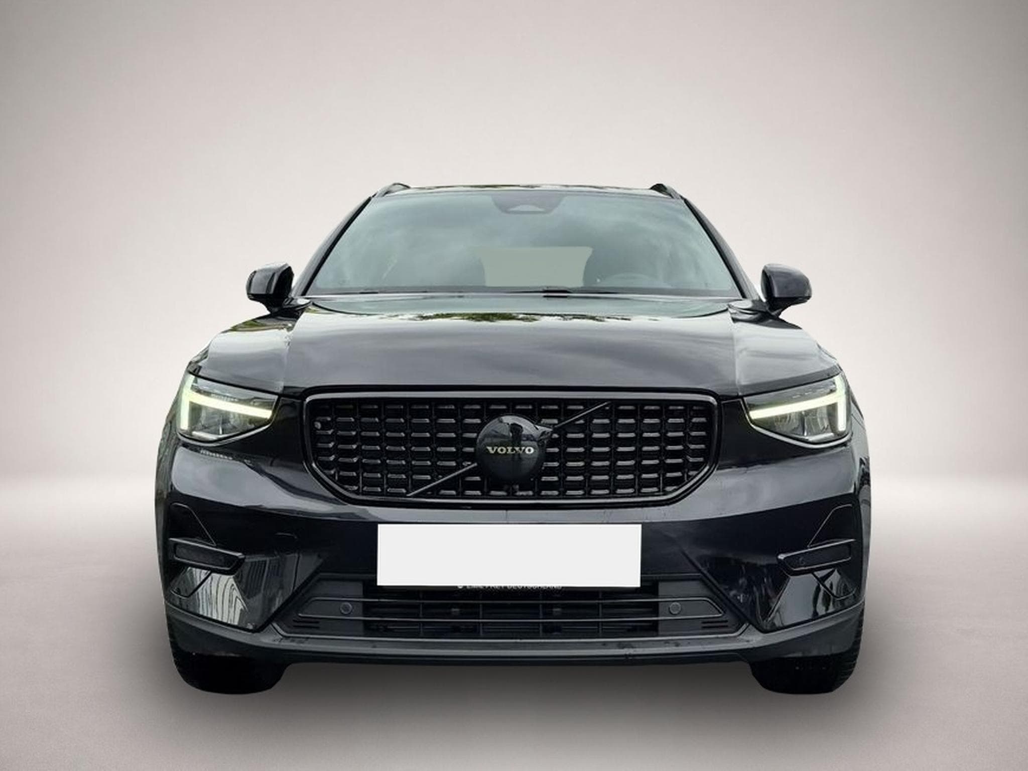 Volvo XC40 (2025) - Photo 3