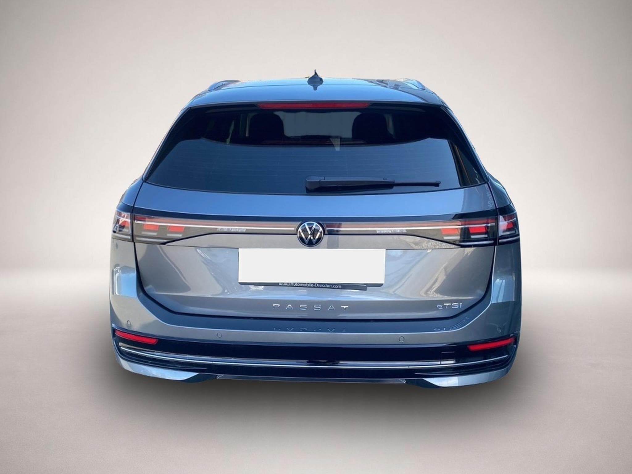VW Passat (2025) - Photo 6