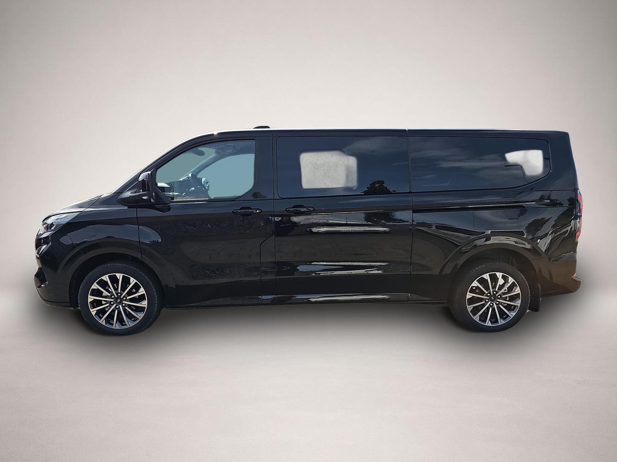 Ford Tourneo (2026) - Photo 4