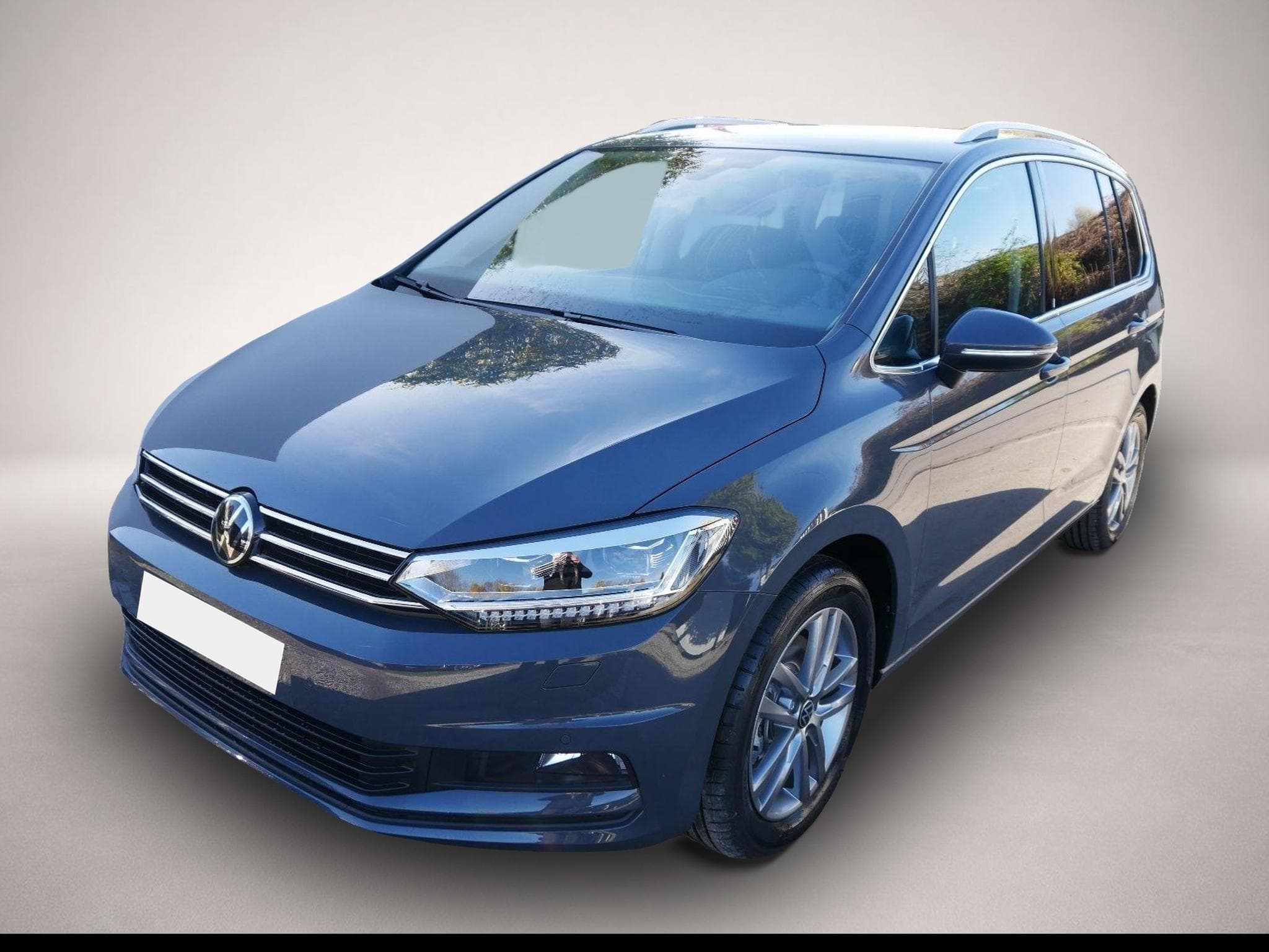 VW Touran (2026) - Photo 1