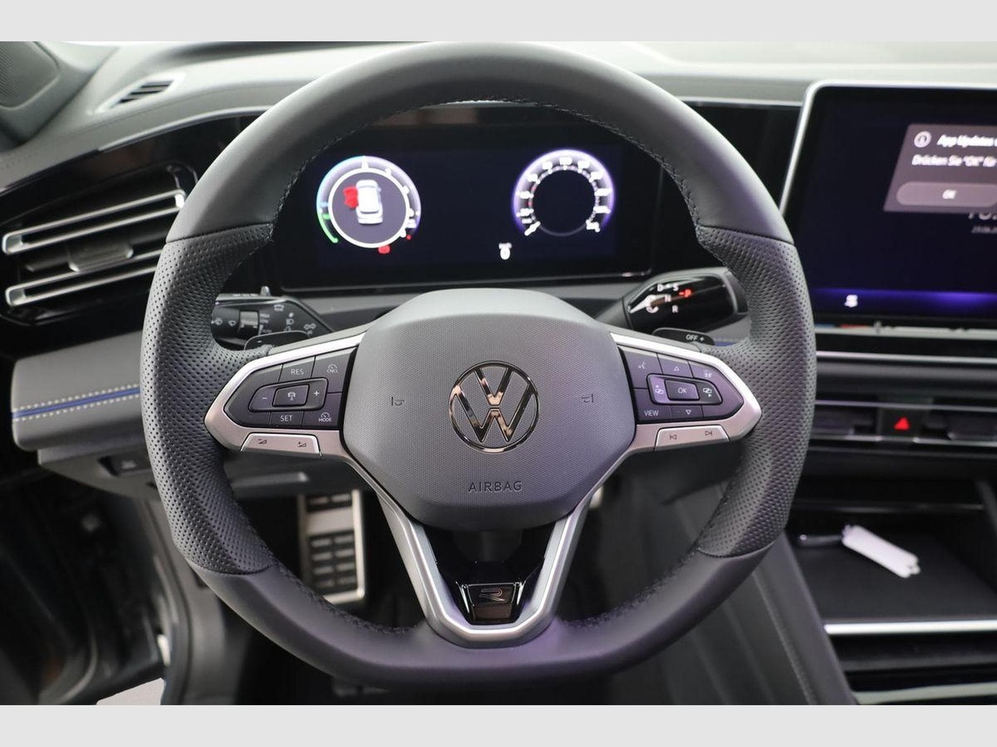 VW Tiguan (2025) - Photo 6
