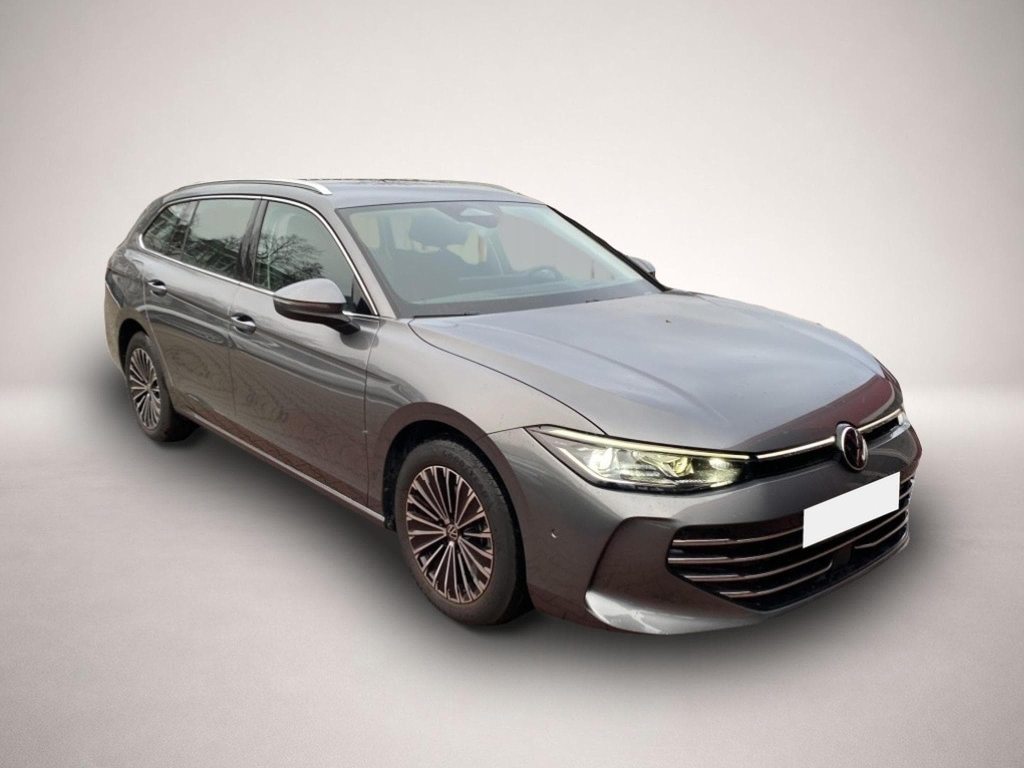 VW Passat (2025) - Photo 4