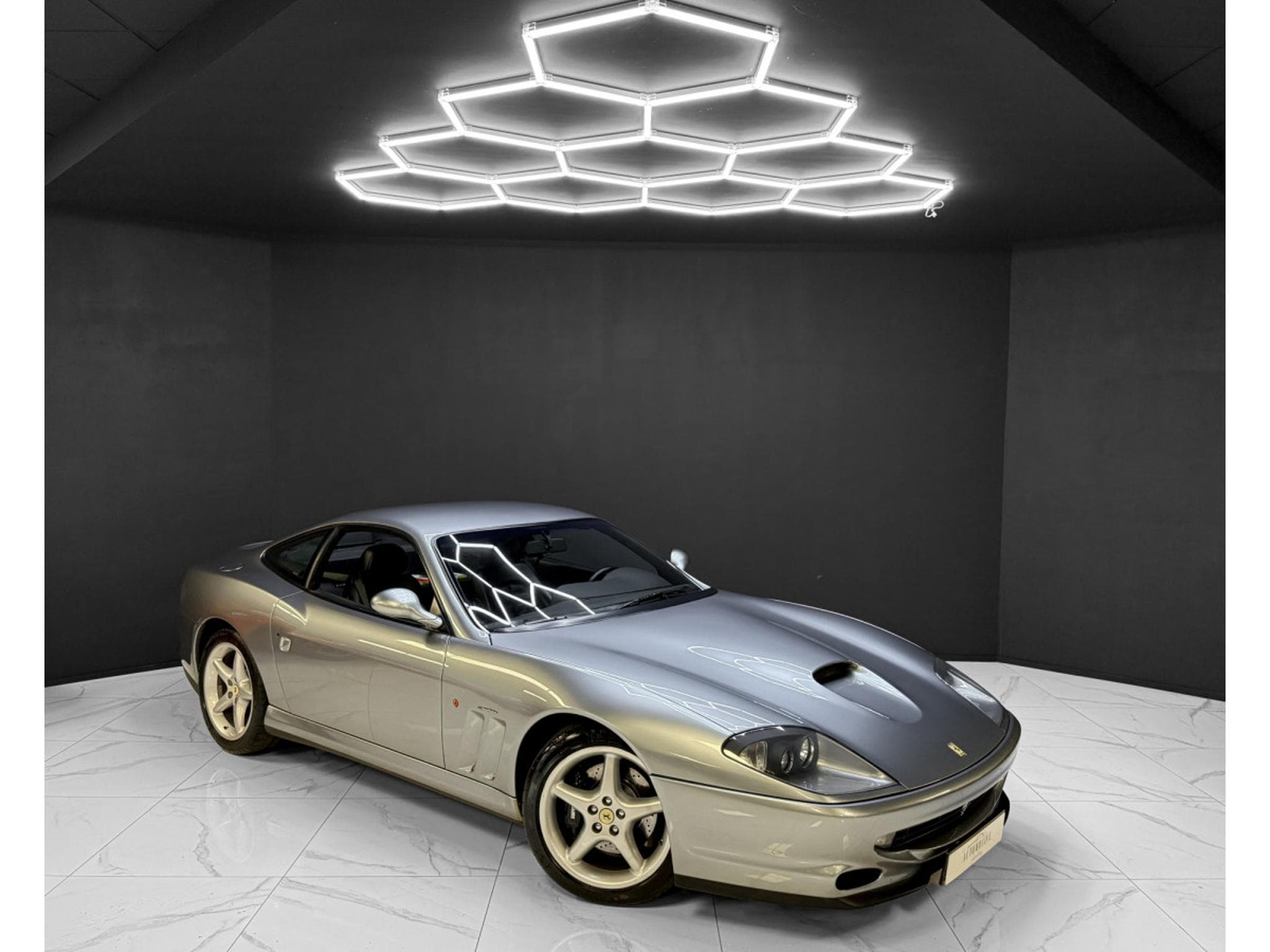 Ferrari 550 MARANELLO / 5.5 V12  / FULL SERVICE (1998) - Photo 7